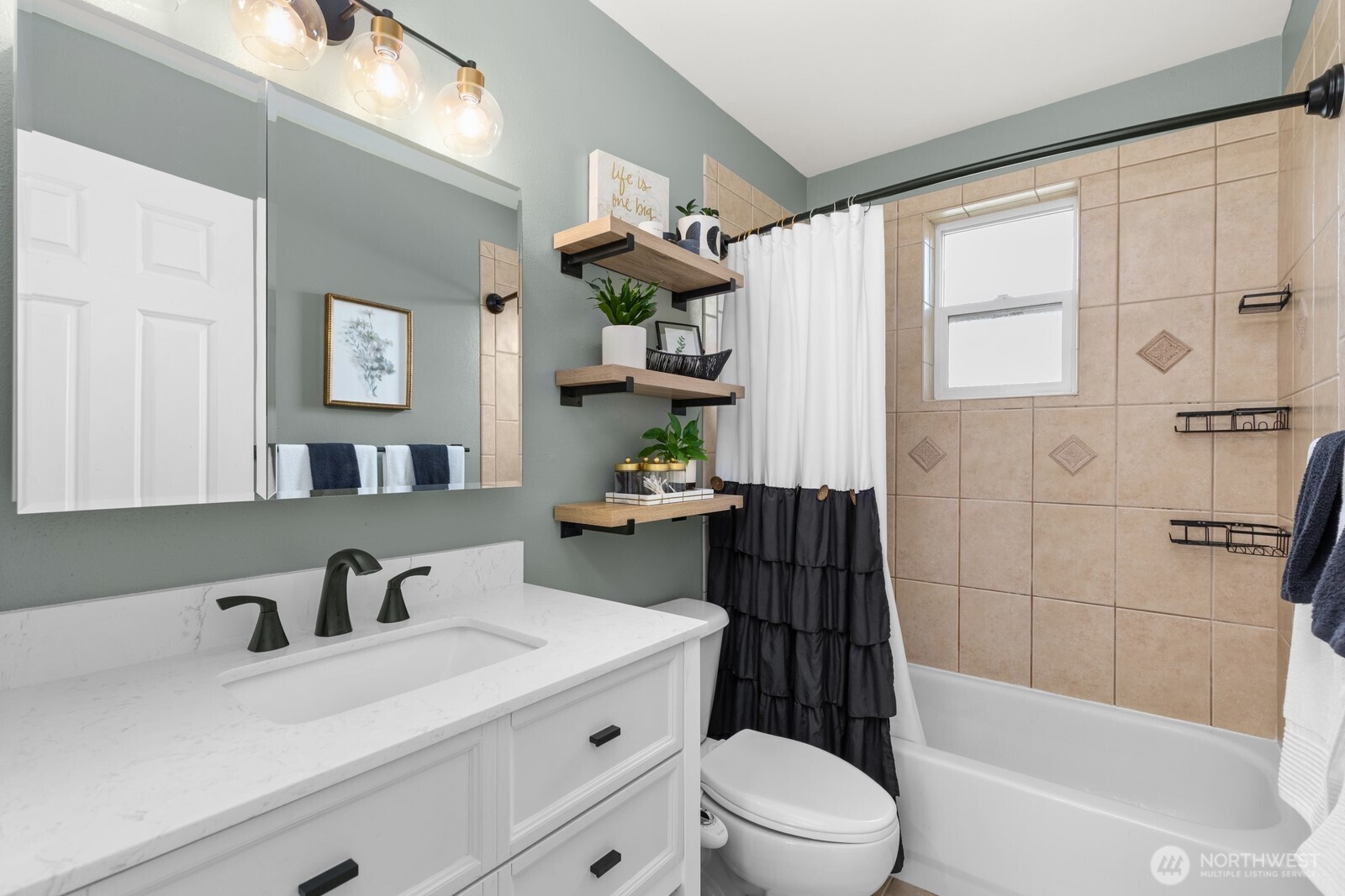 property viewer photo 15