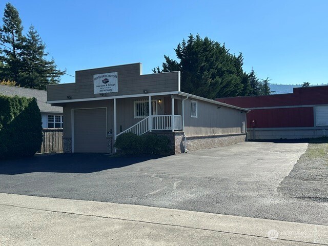 main property photo 3