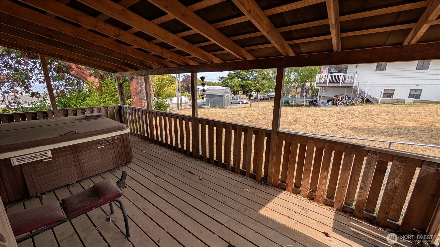 property viewer photo 18