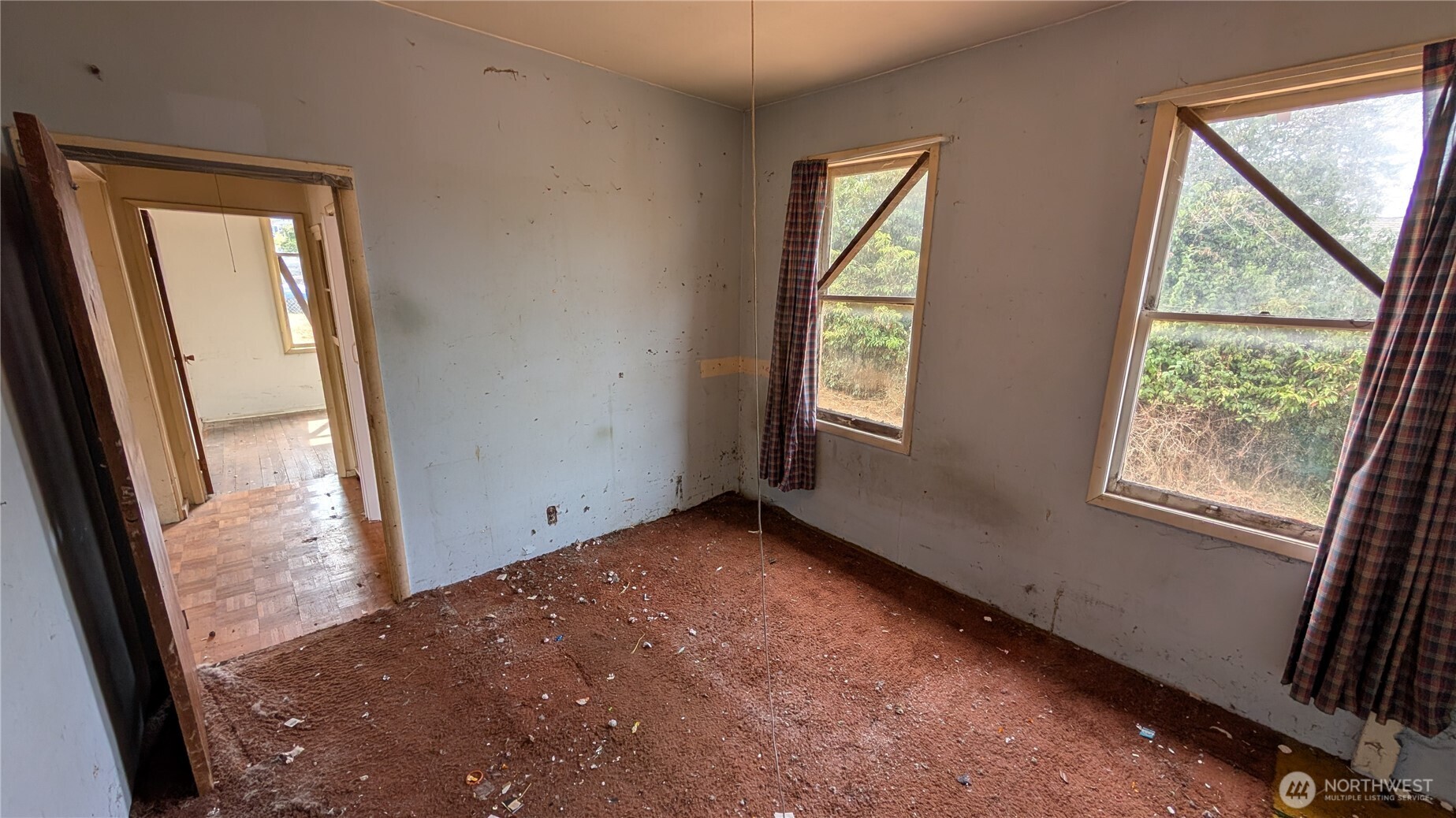 property viewer photo 7