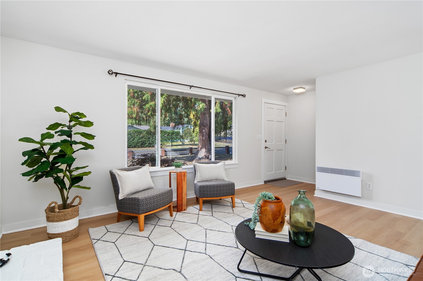 property viewer photo 1