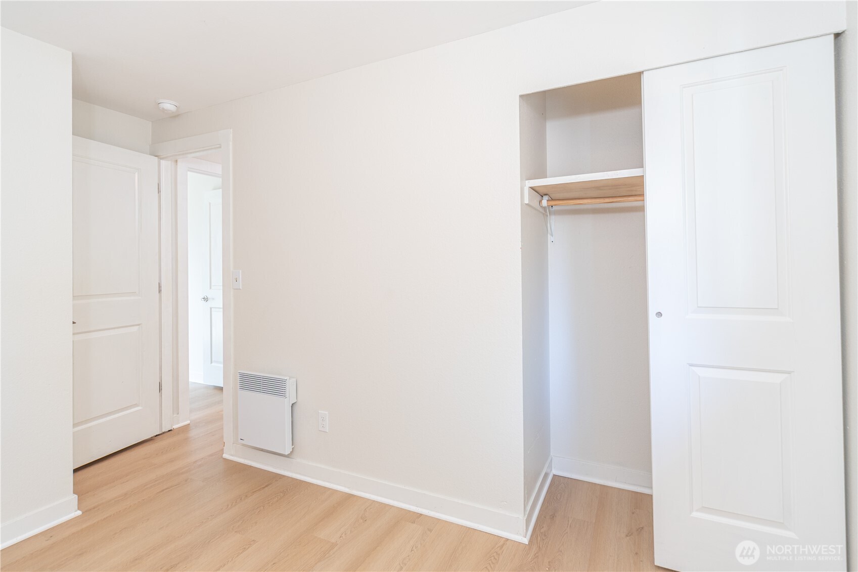 property viewer photo 19
