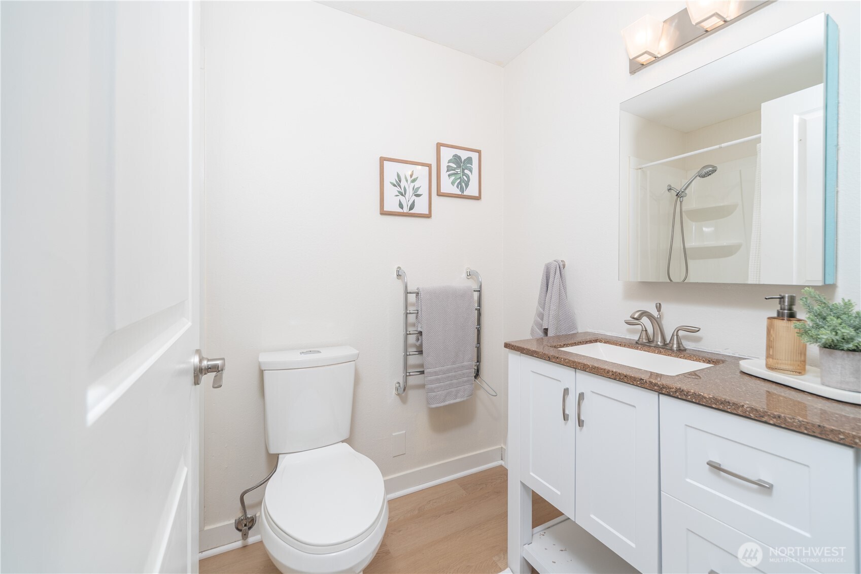property viewer photo 20