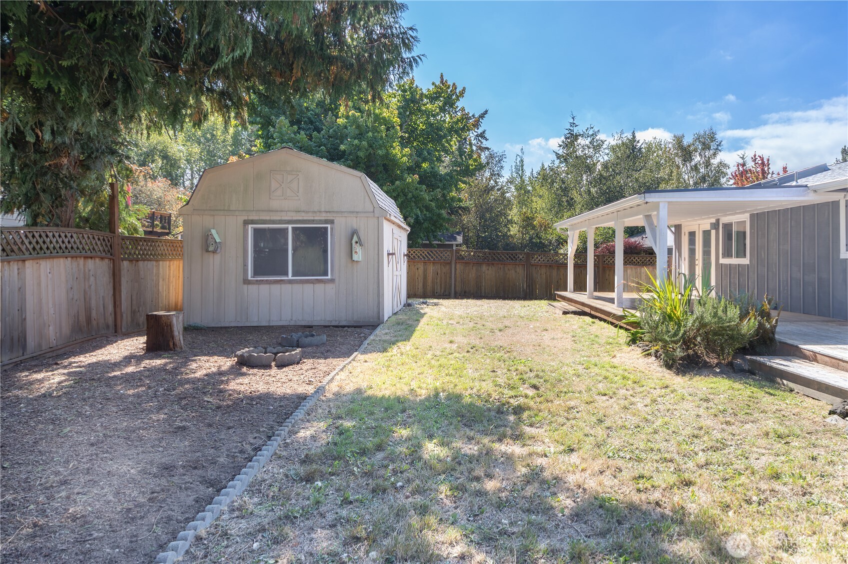 property viewer photo 23