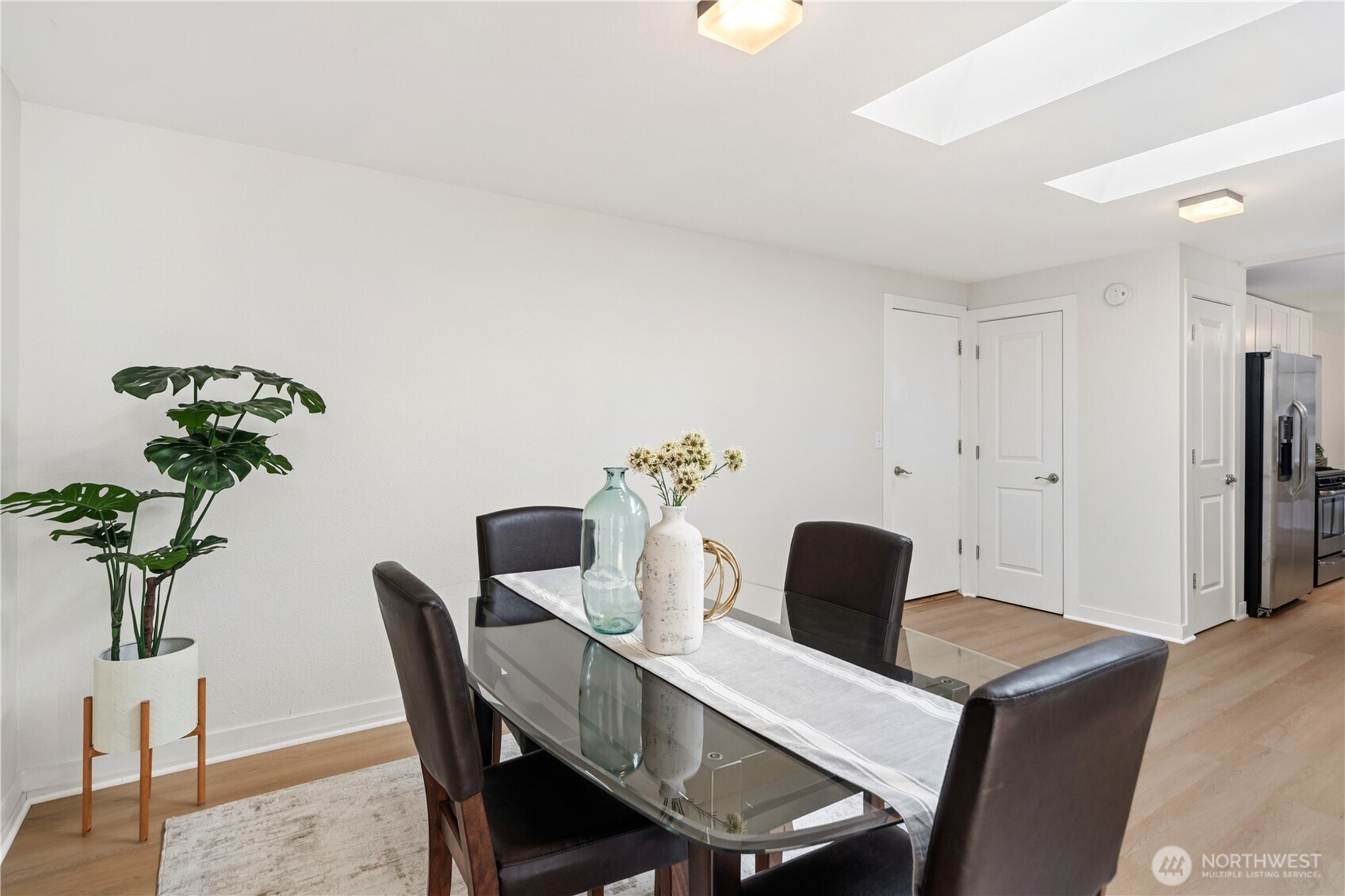property viewer photo 9