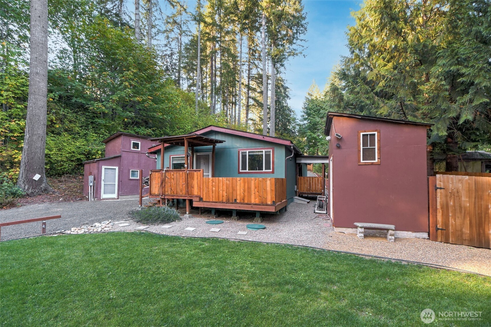 main property photo 3