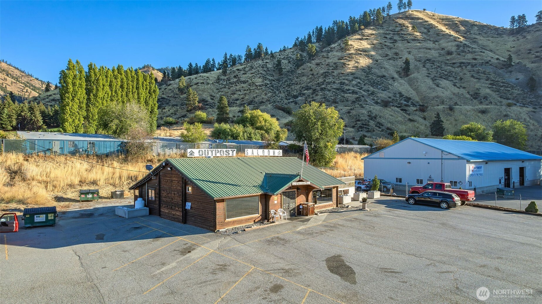 main property photo 9