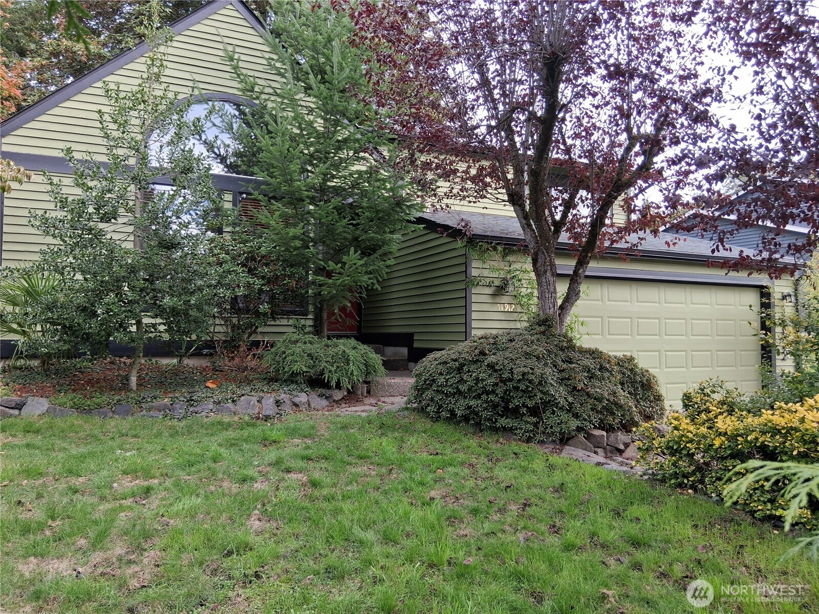 main property photo 0