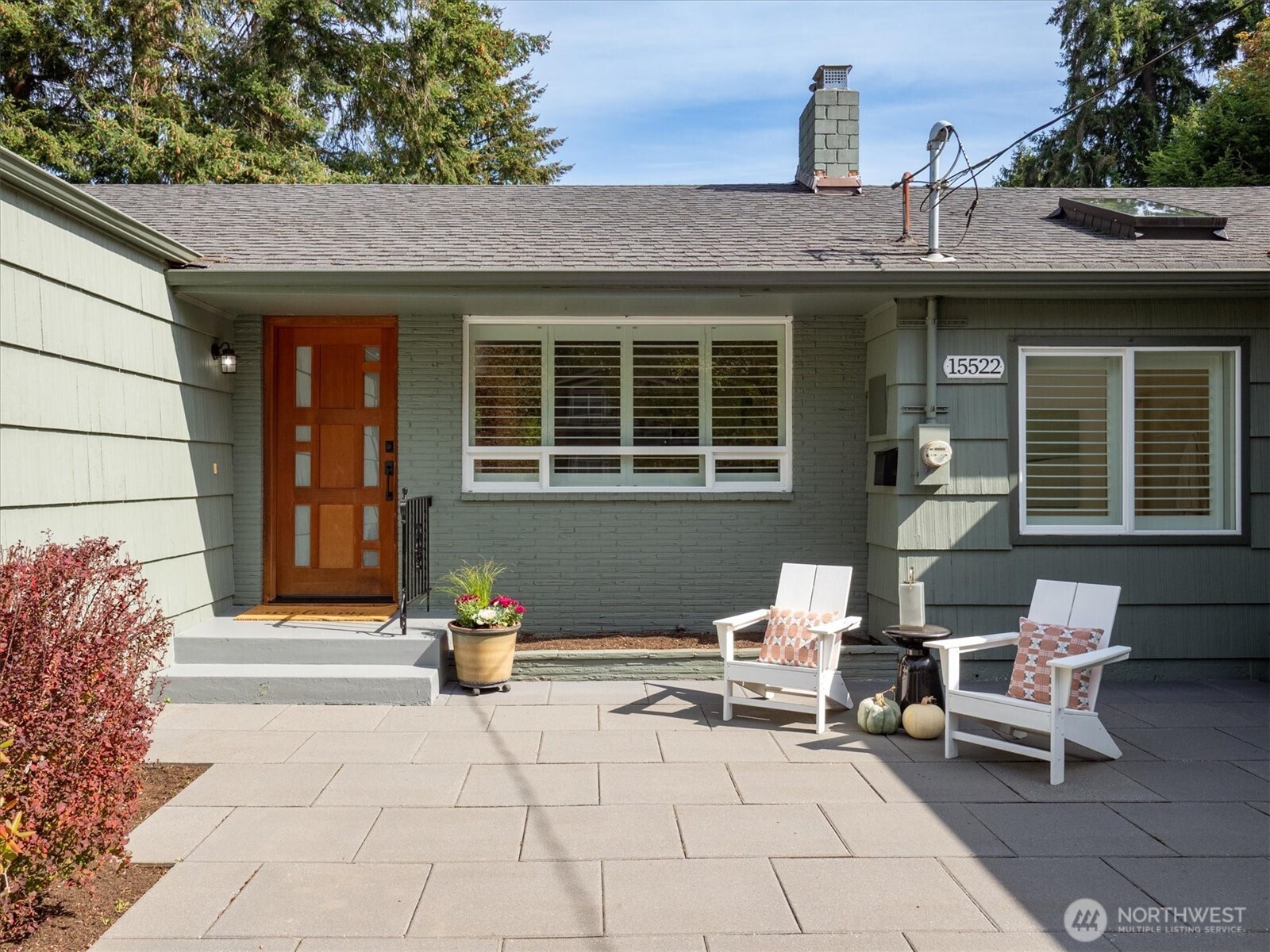 property viewer photo 1
