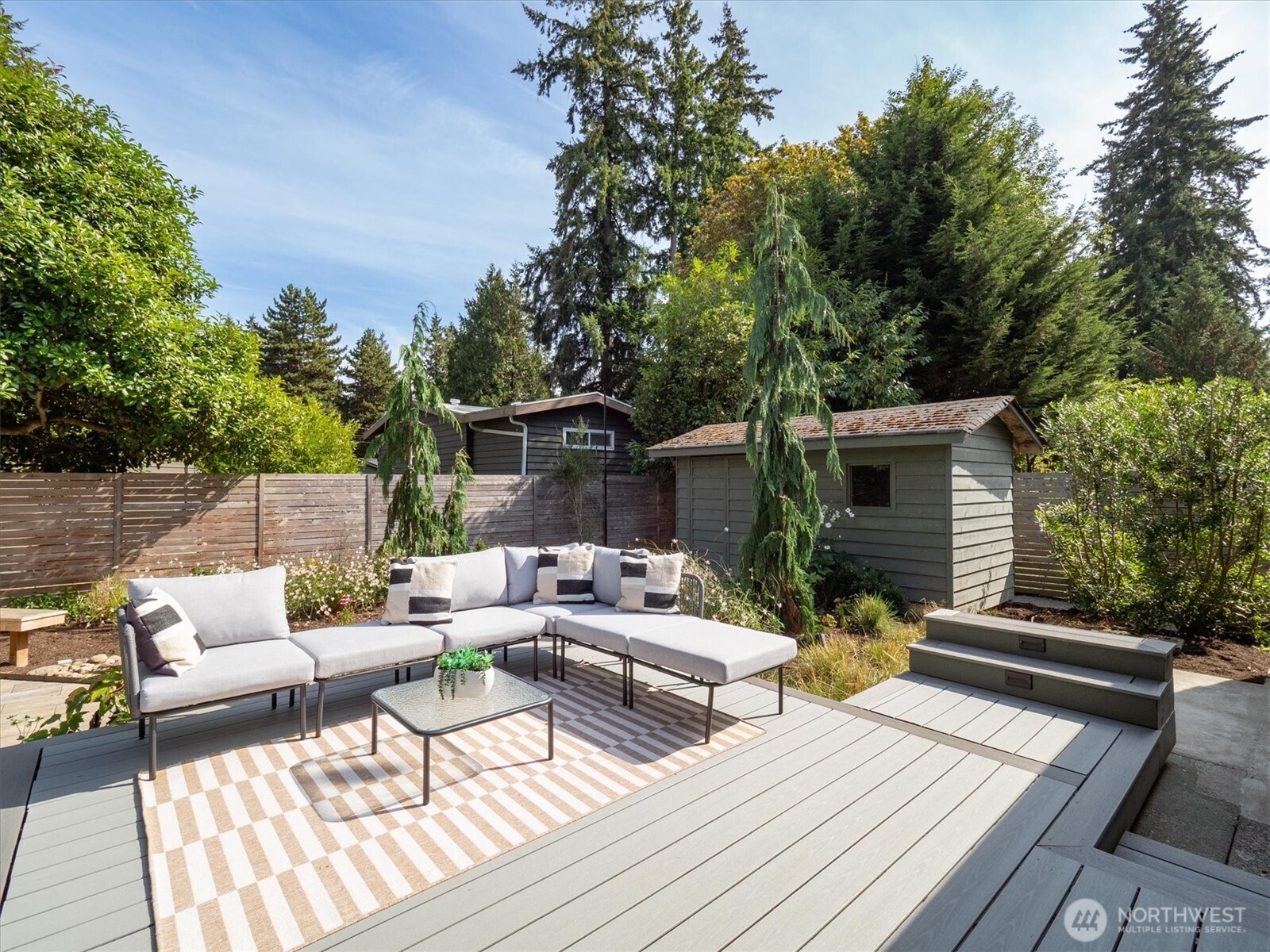 property viewer photo 11