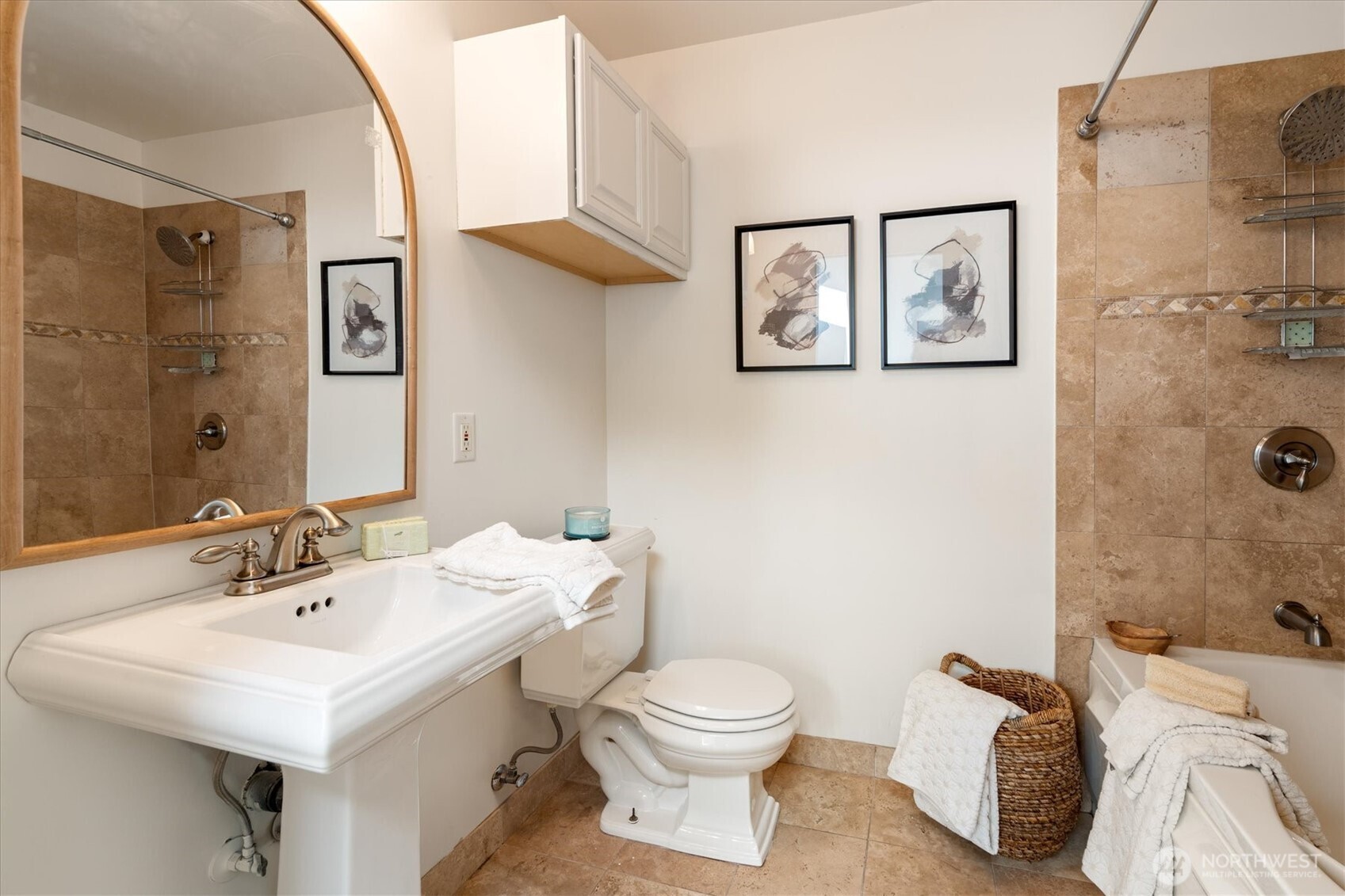 property viewer photo 23