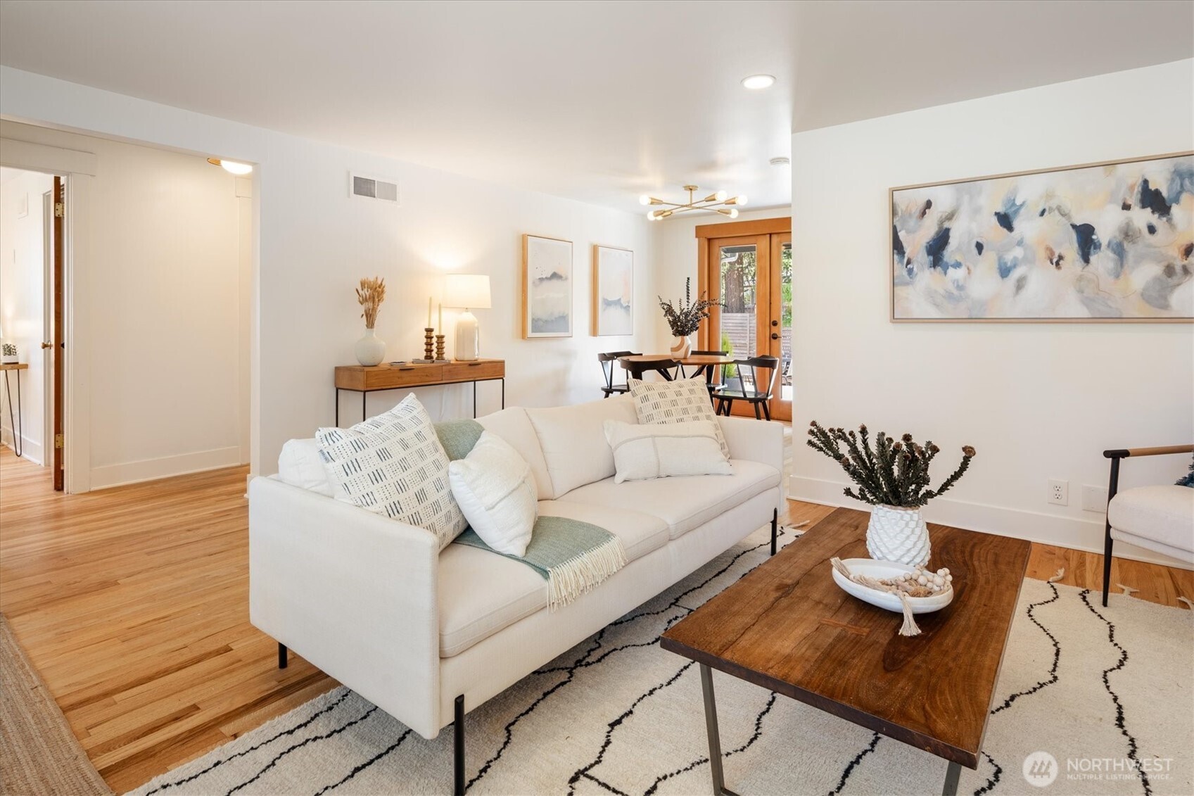 property viewer photo 27