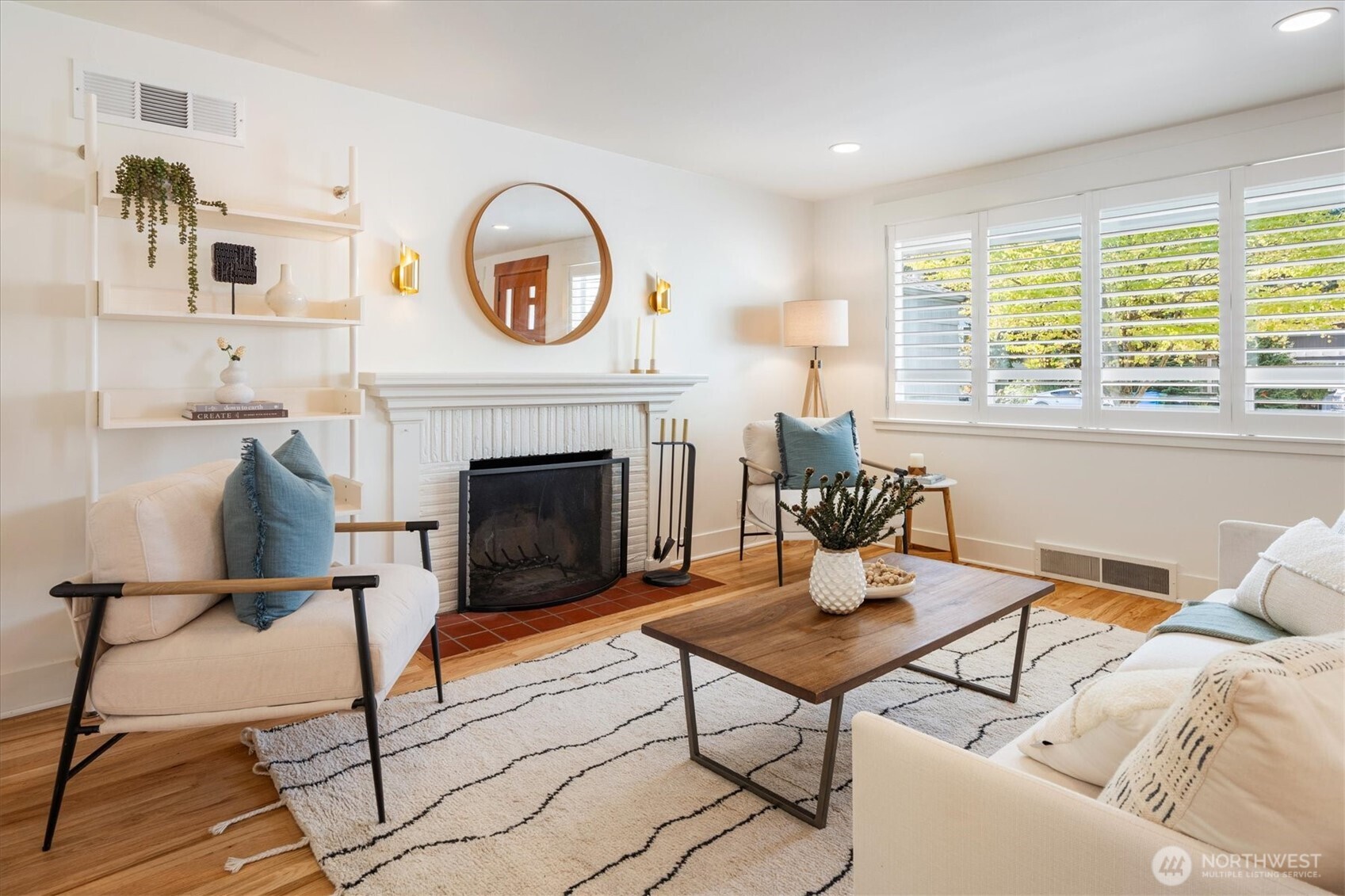 property viewer photo 5