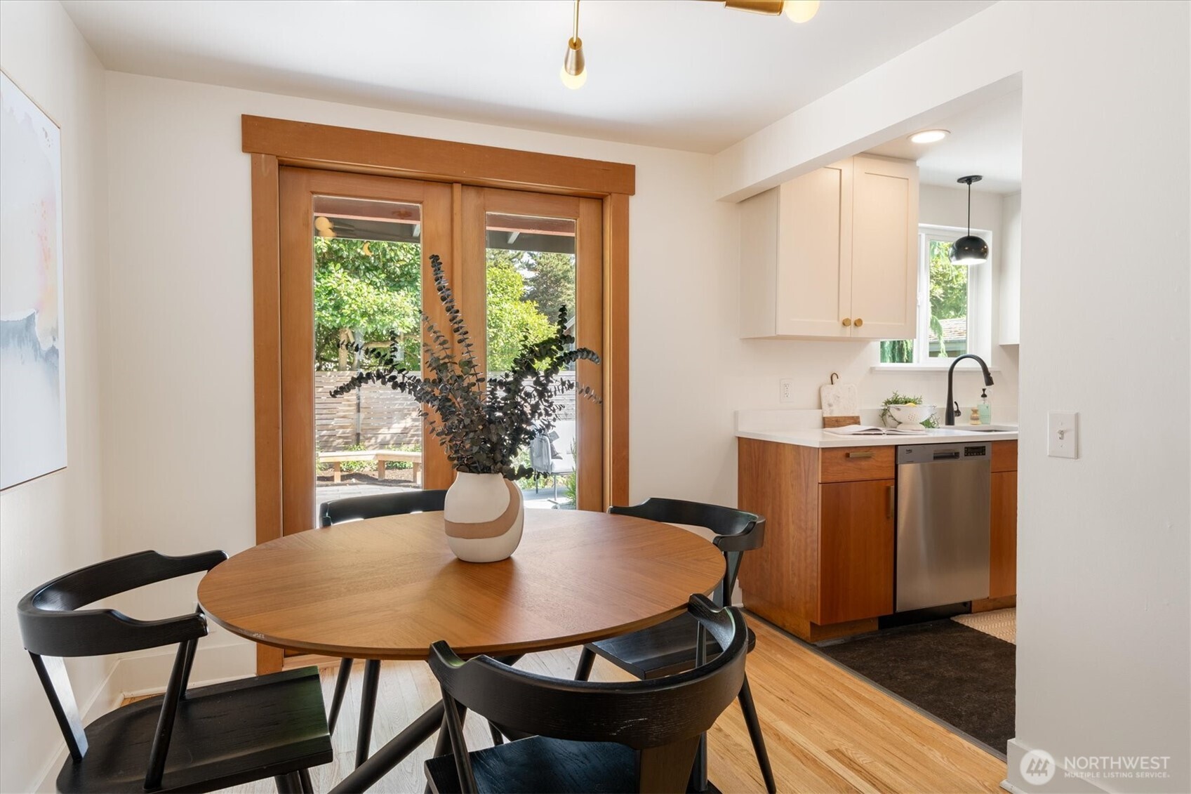 property viewer photo 6