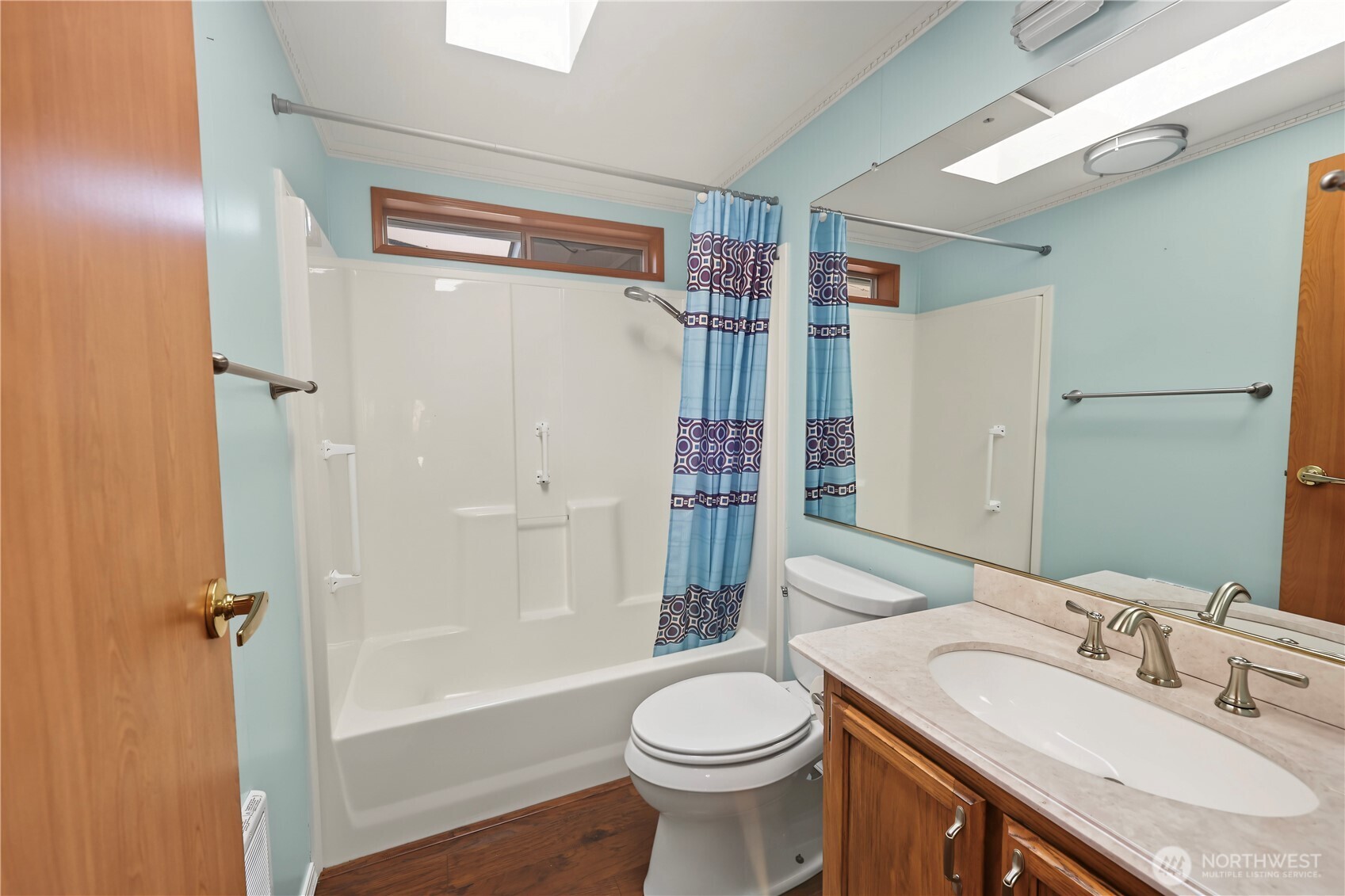 main property photo 19