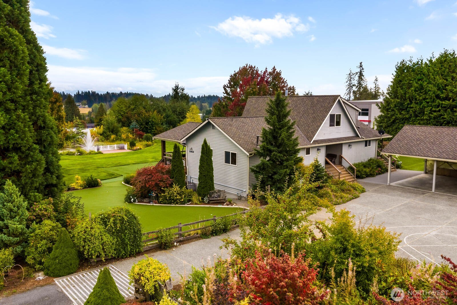 main property photo 30