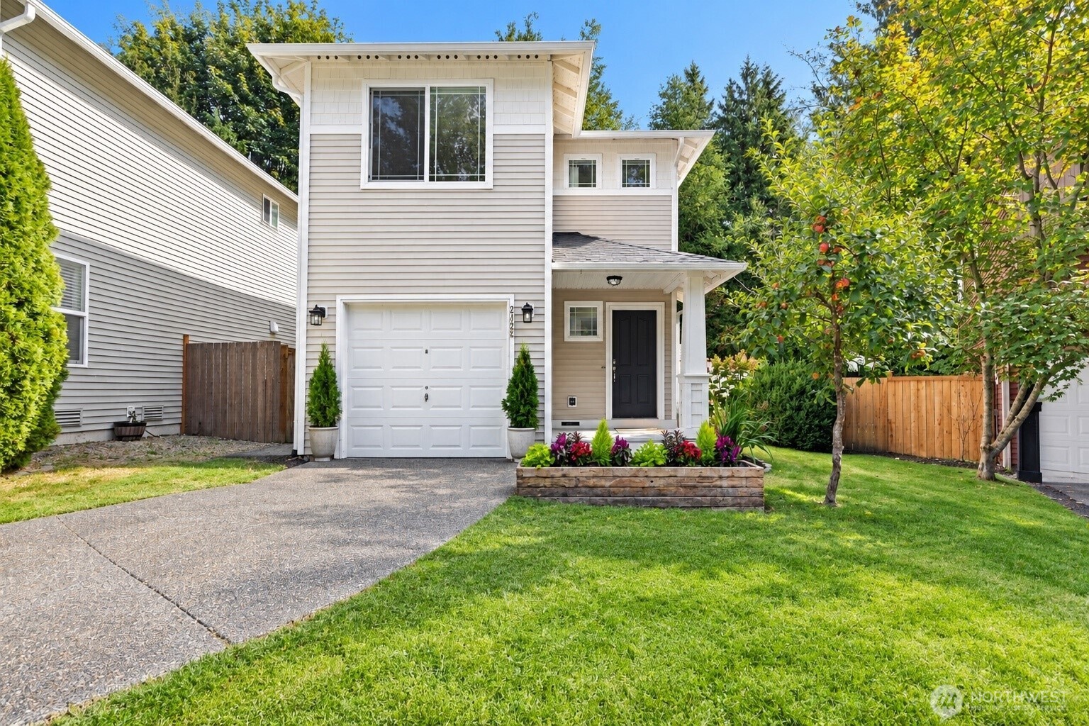 main property photo 0
