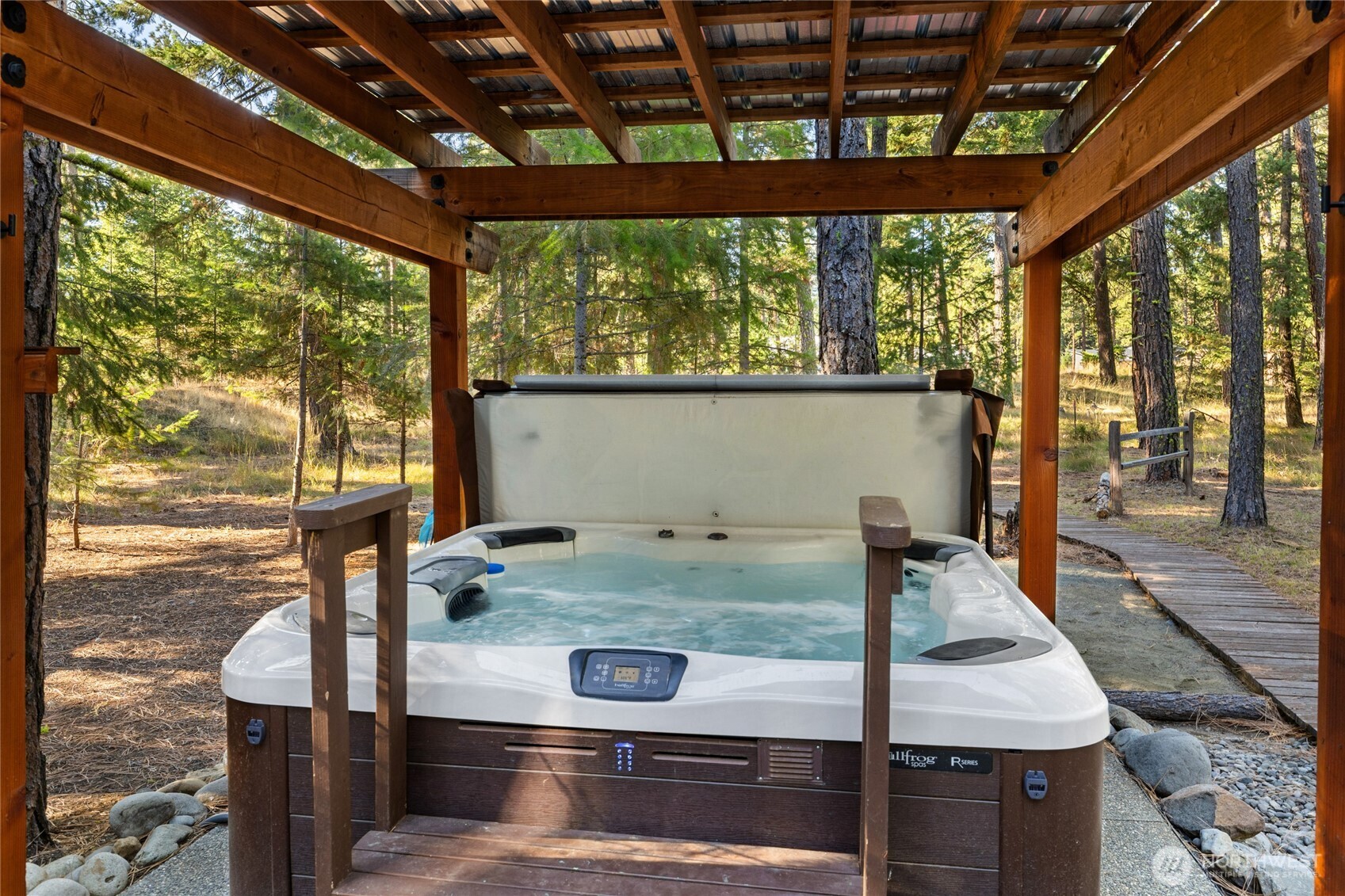 main property photo 36