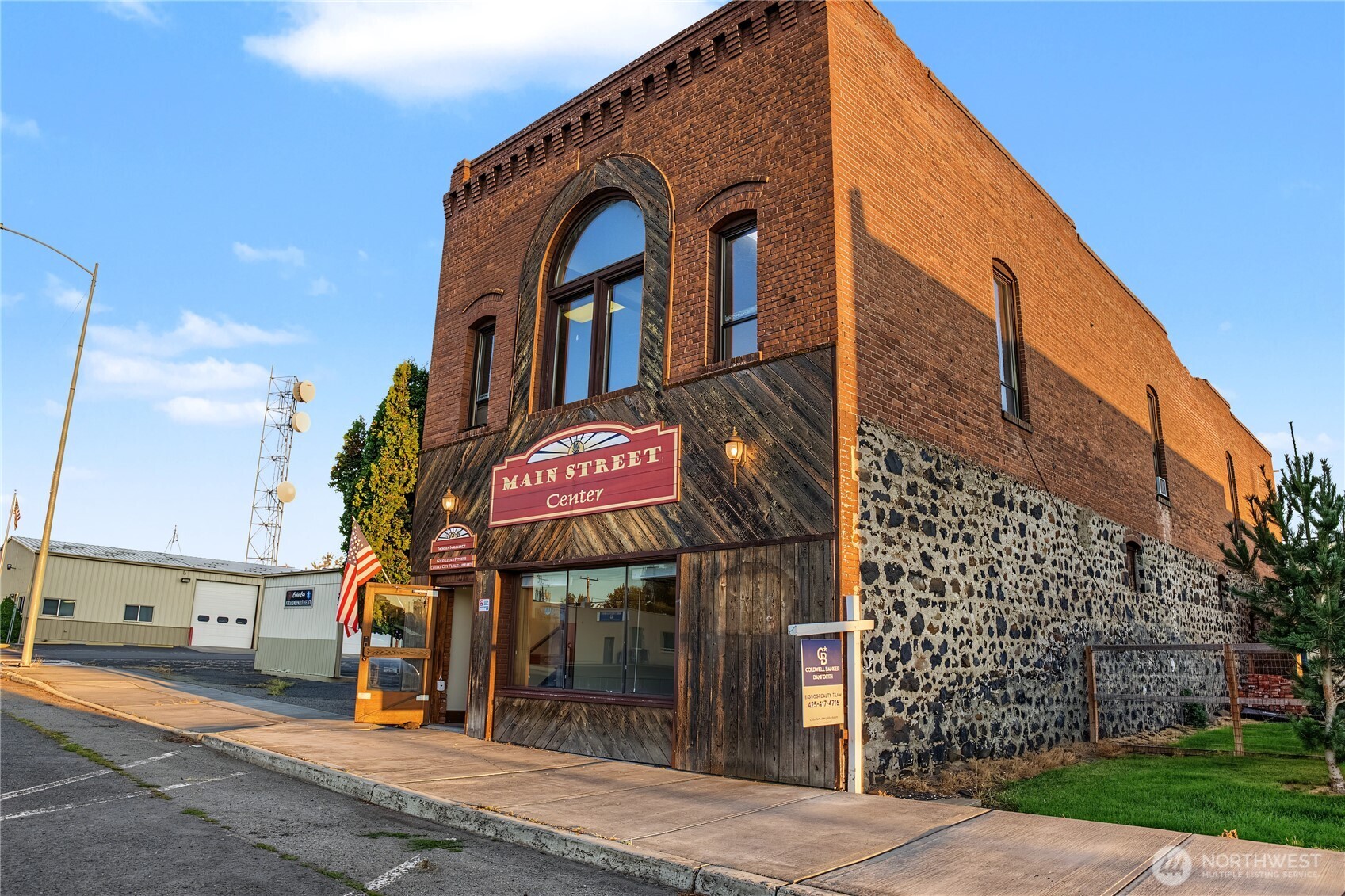 main property photo 0