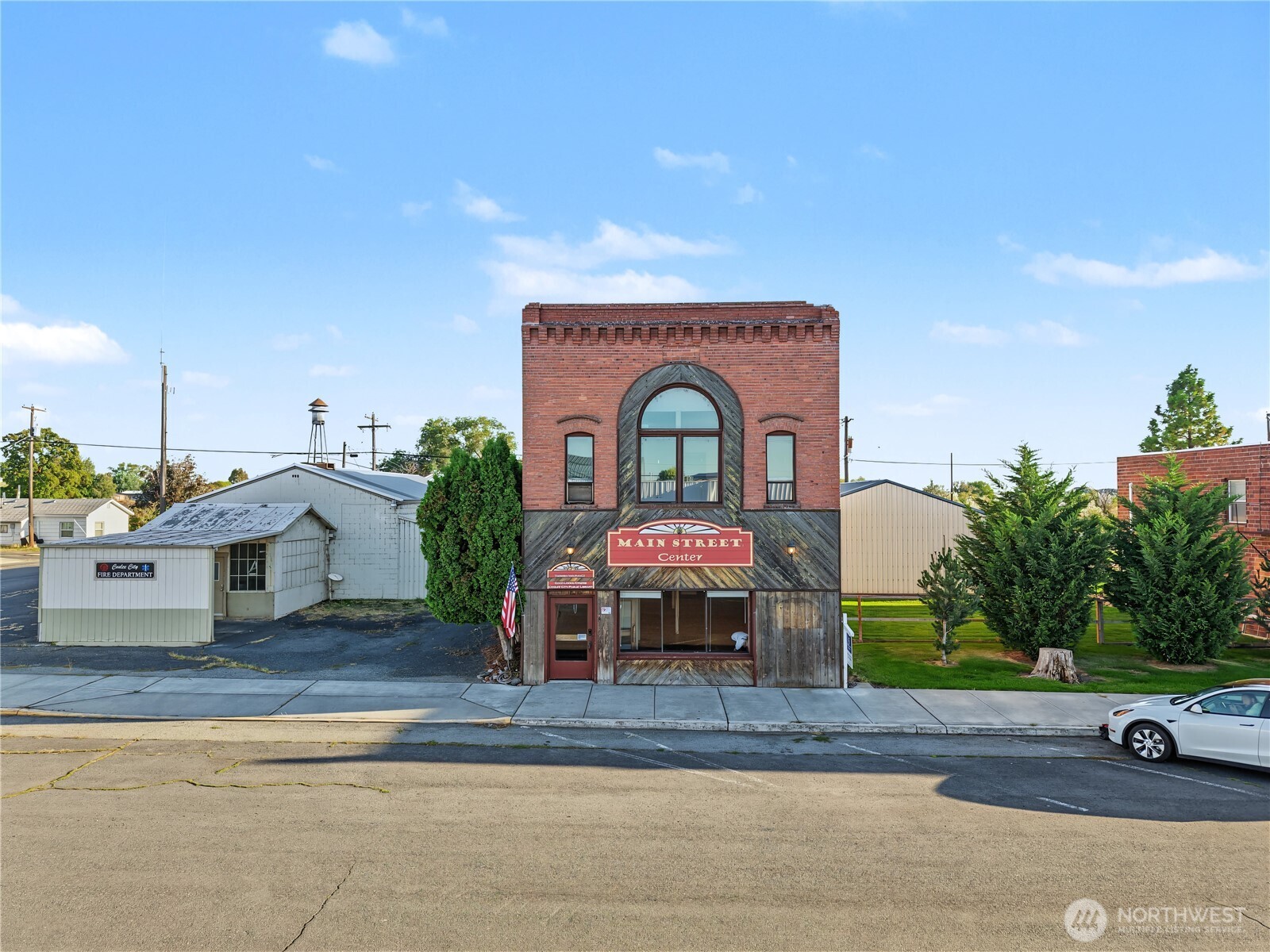 main property photo 20