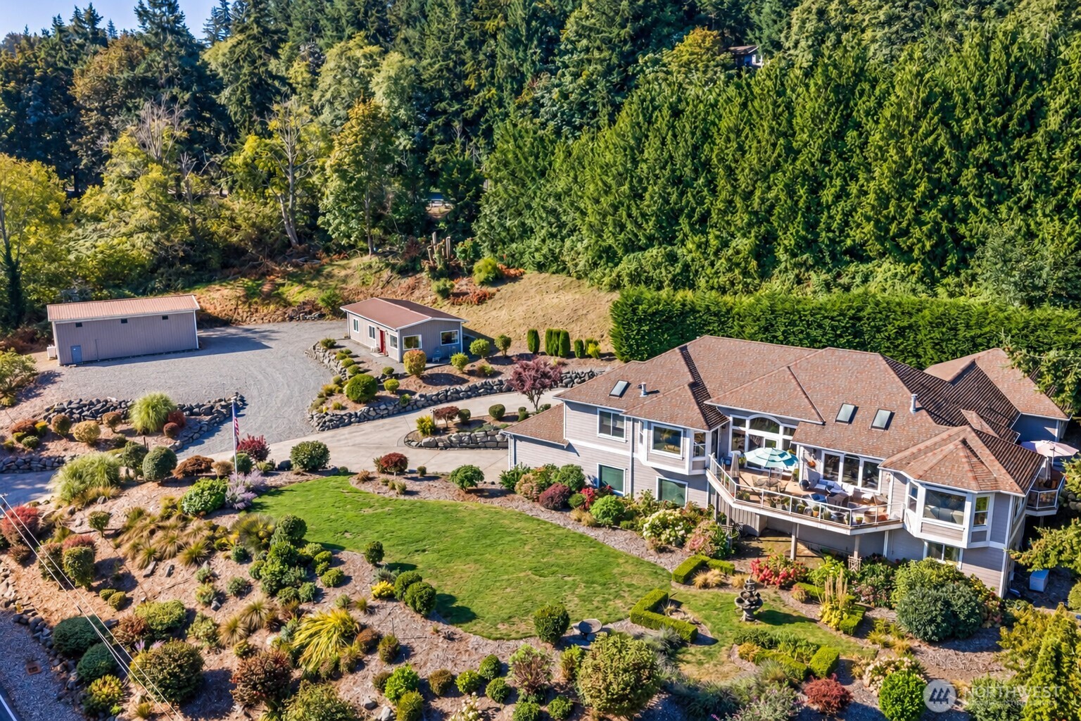 main property photo 0