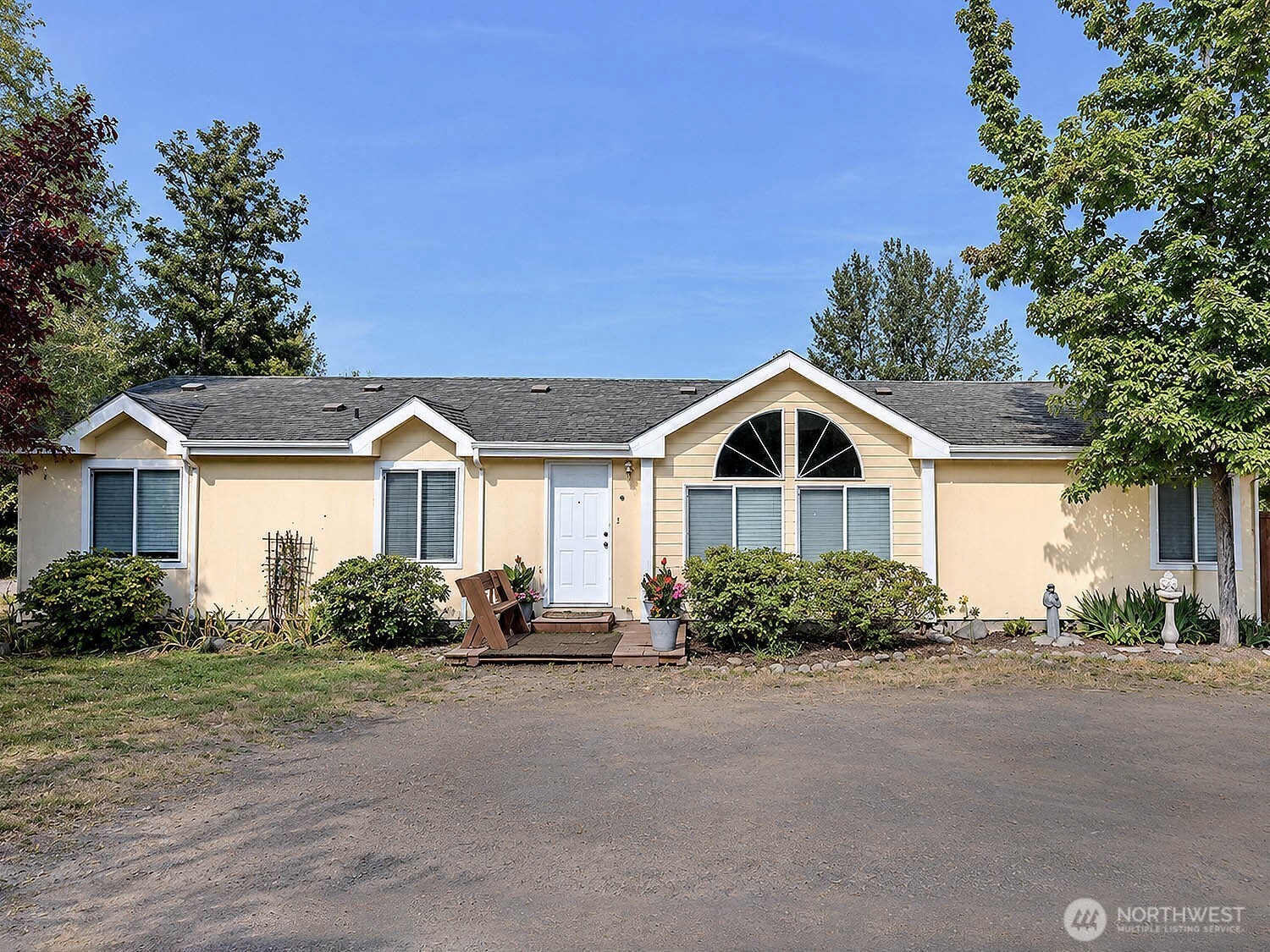 main property photo 0