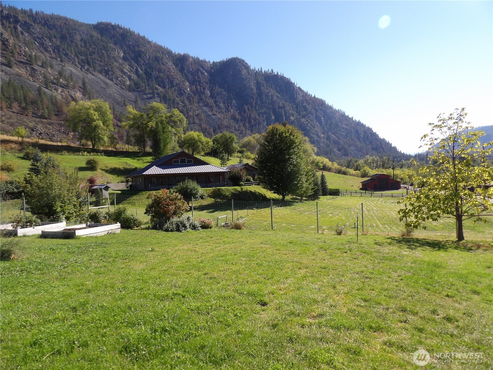 main property photo 0