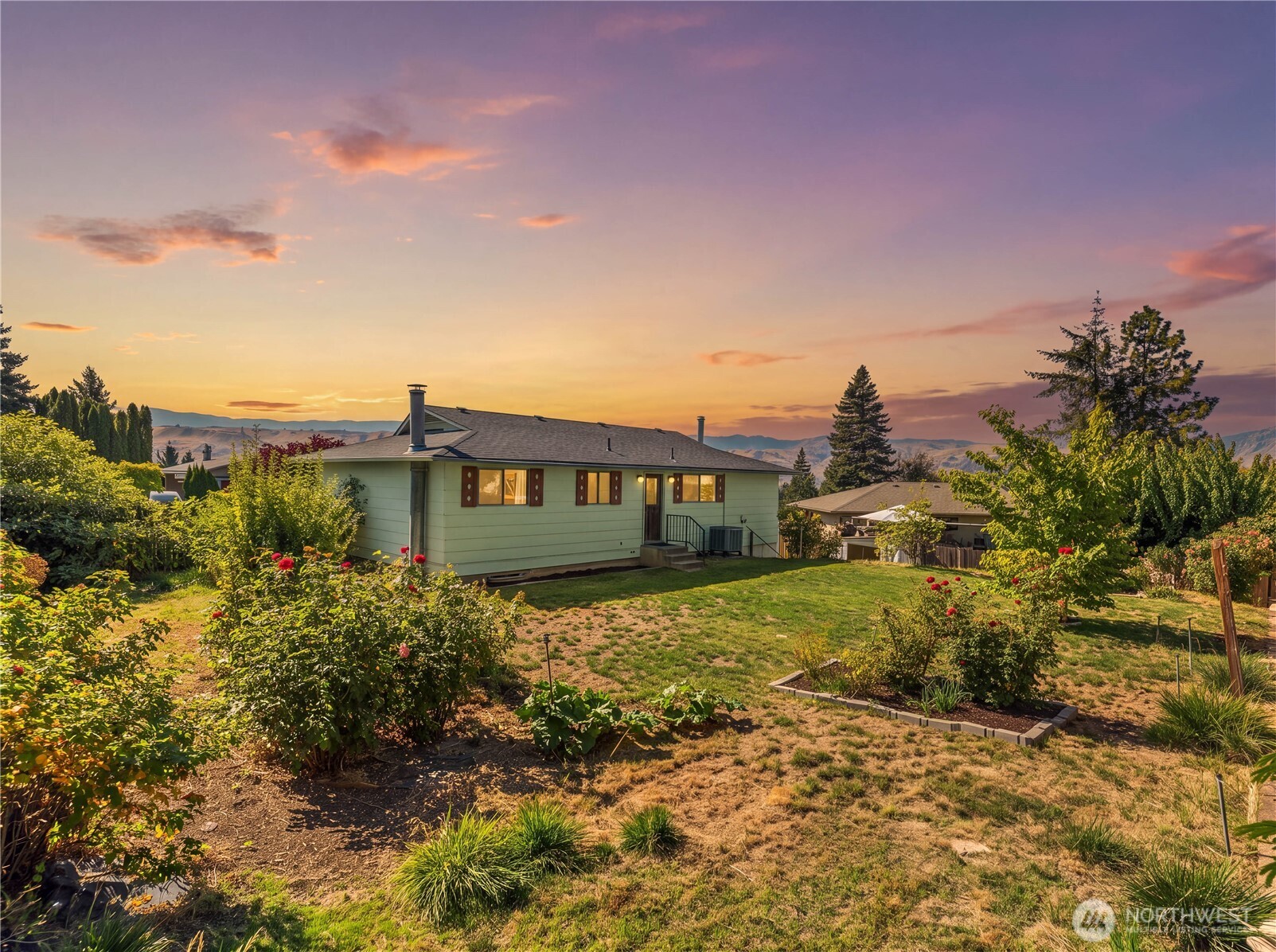 main property photo 0