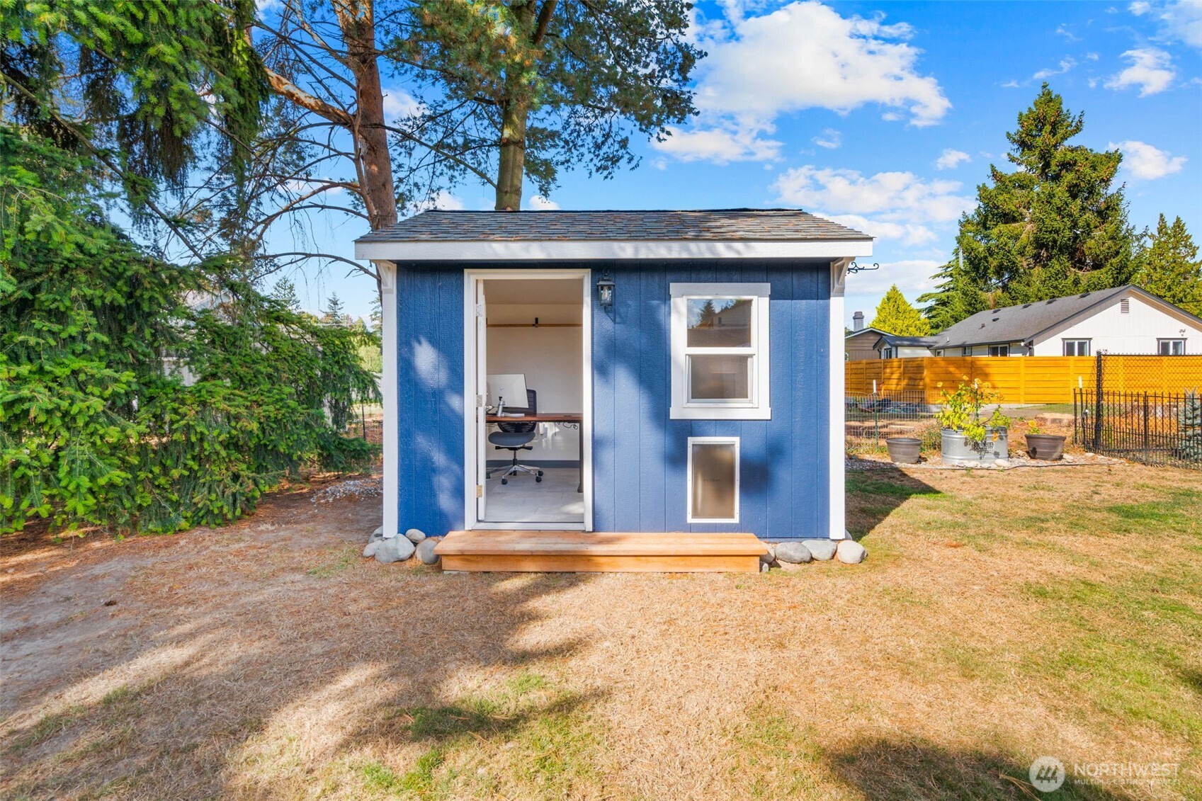 main property photo 25