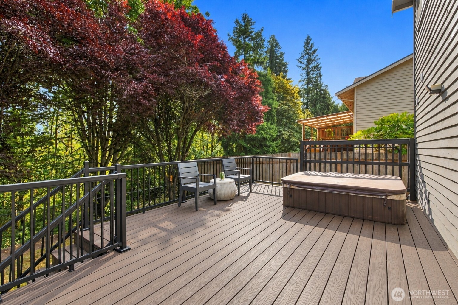 main property photo 19
