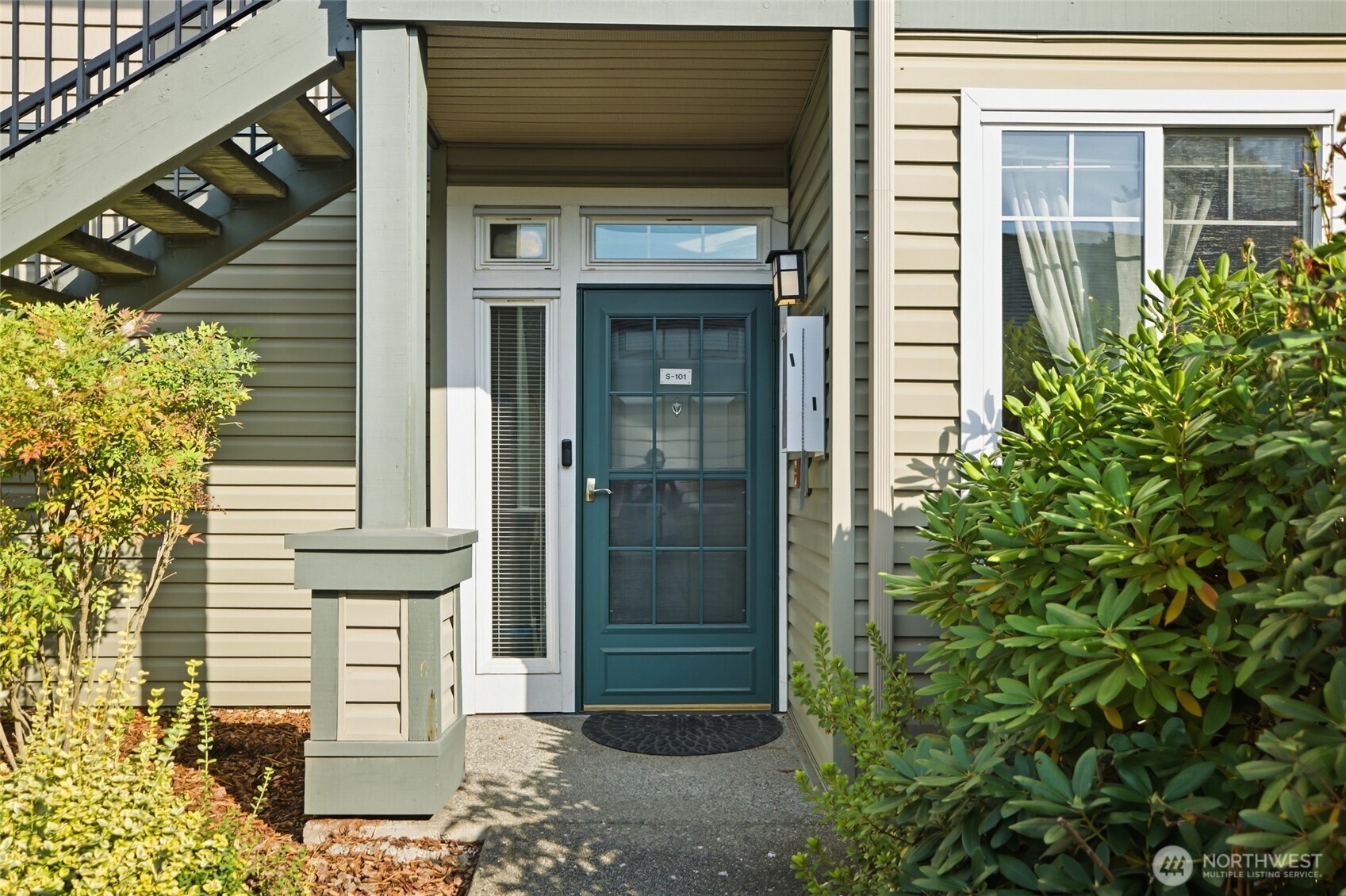 main property photo 0