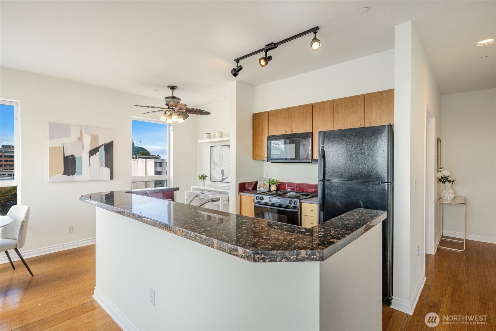 property viewer photo 15