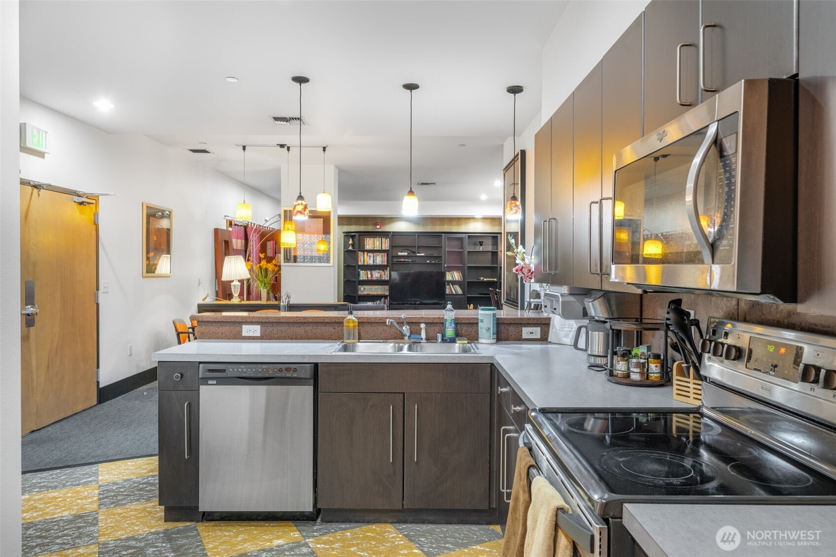 property viewer photo 27