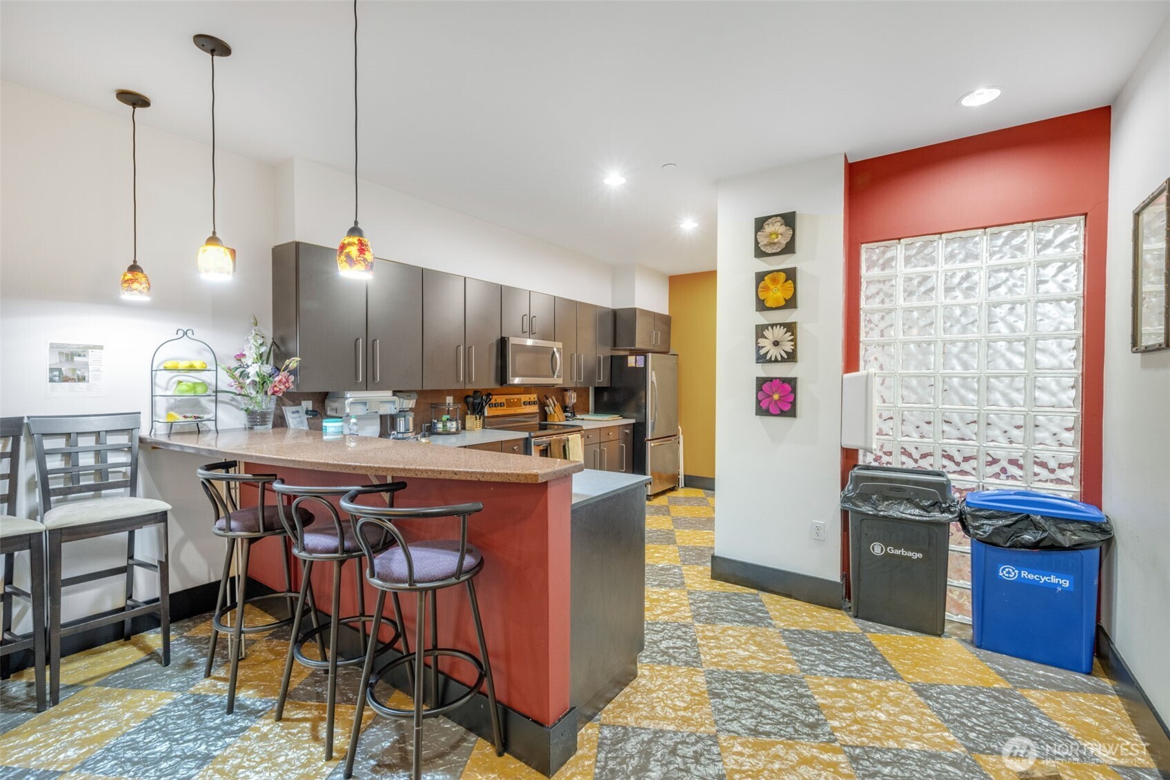 property viewer photo 32