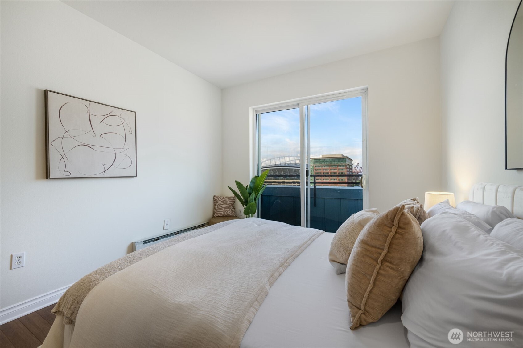 property viewer photo 5