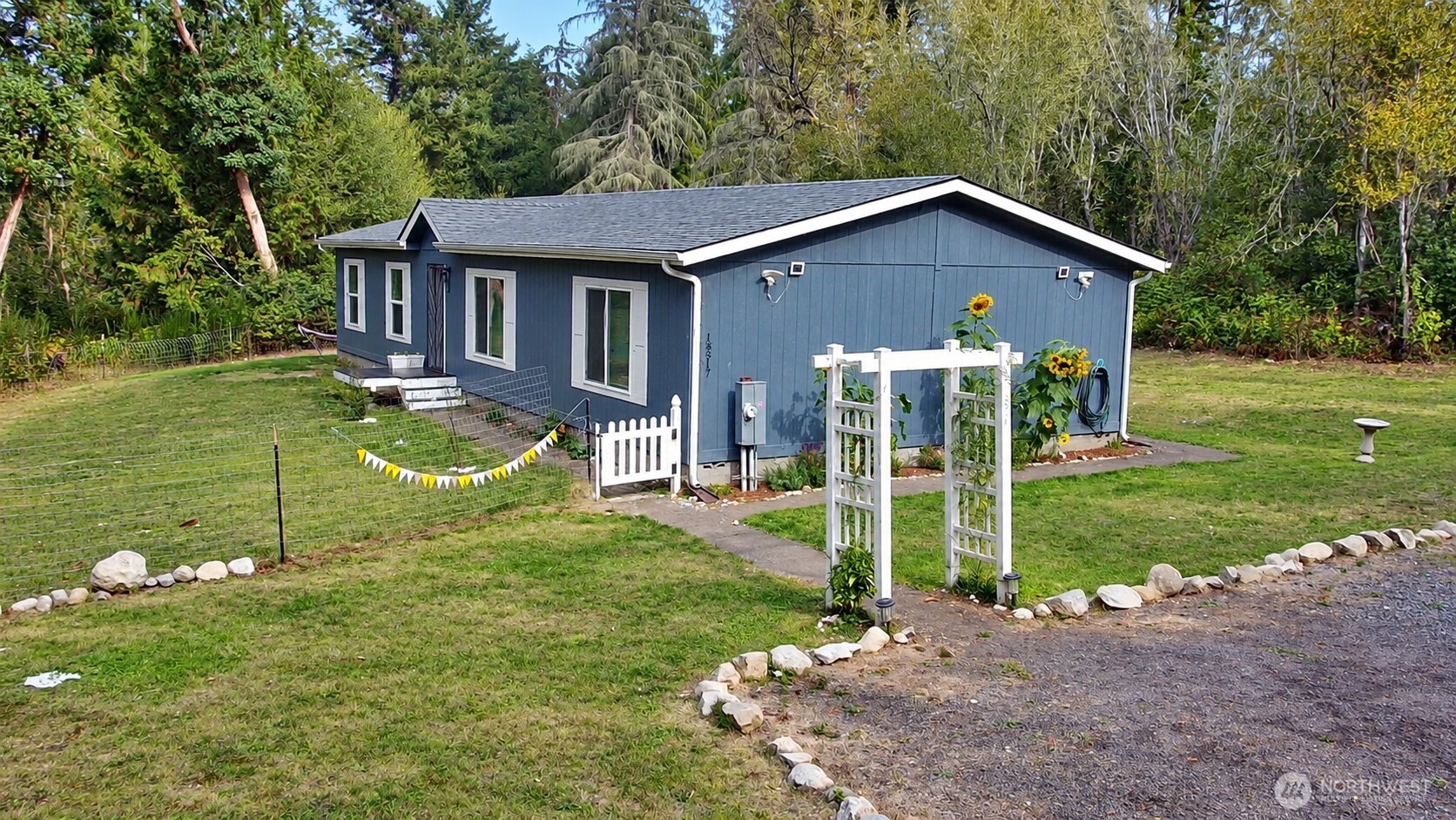 main property photo 0
