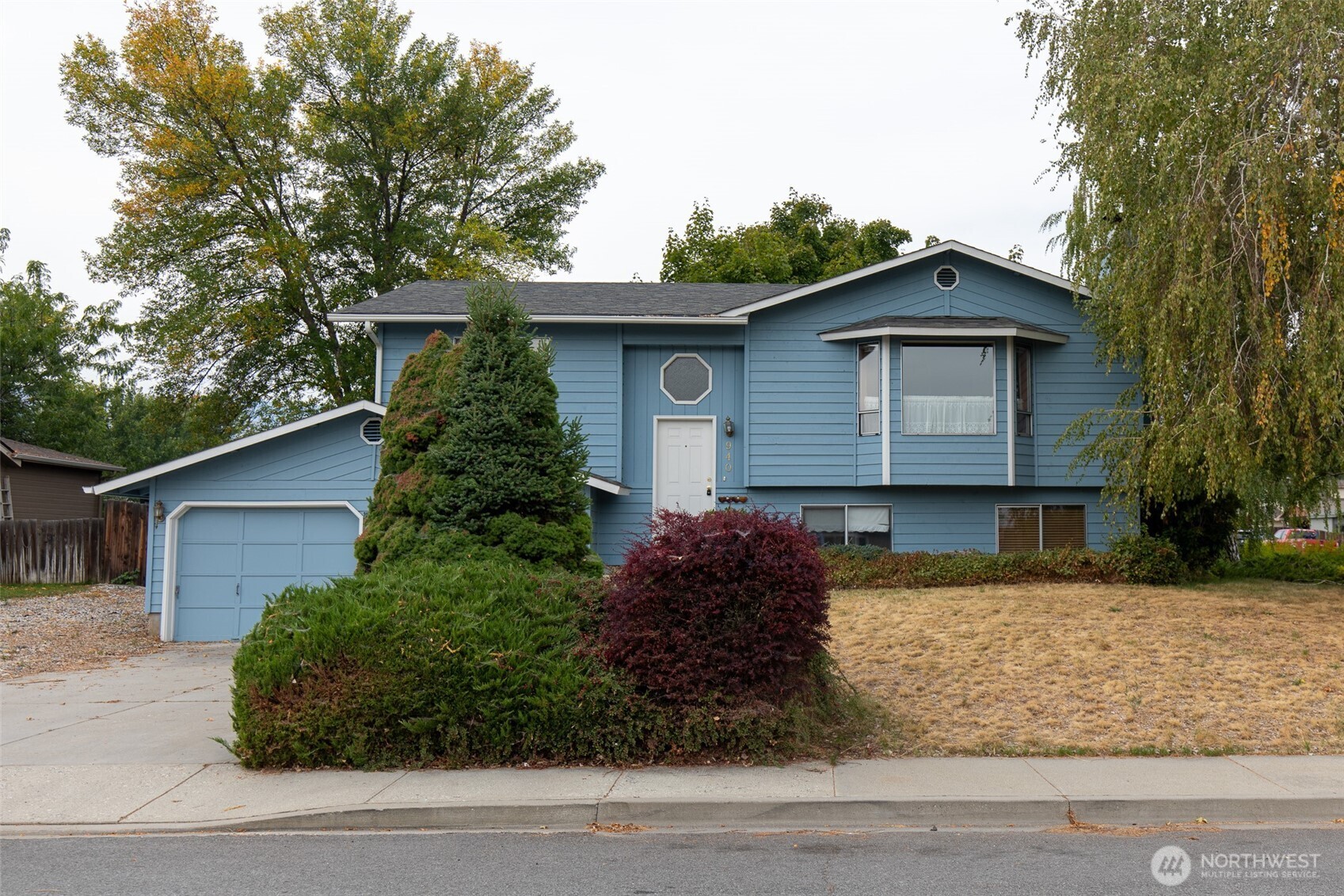main property photo 0