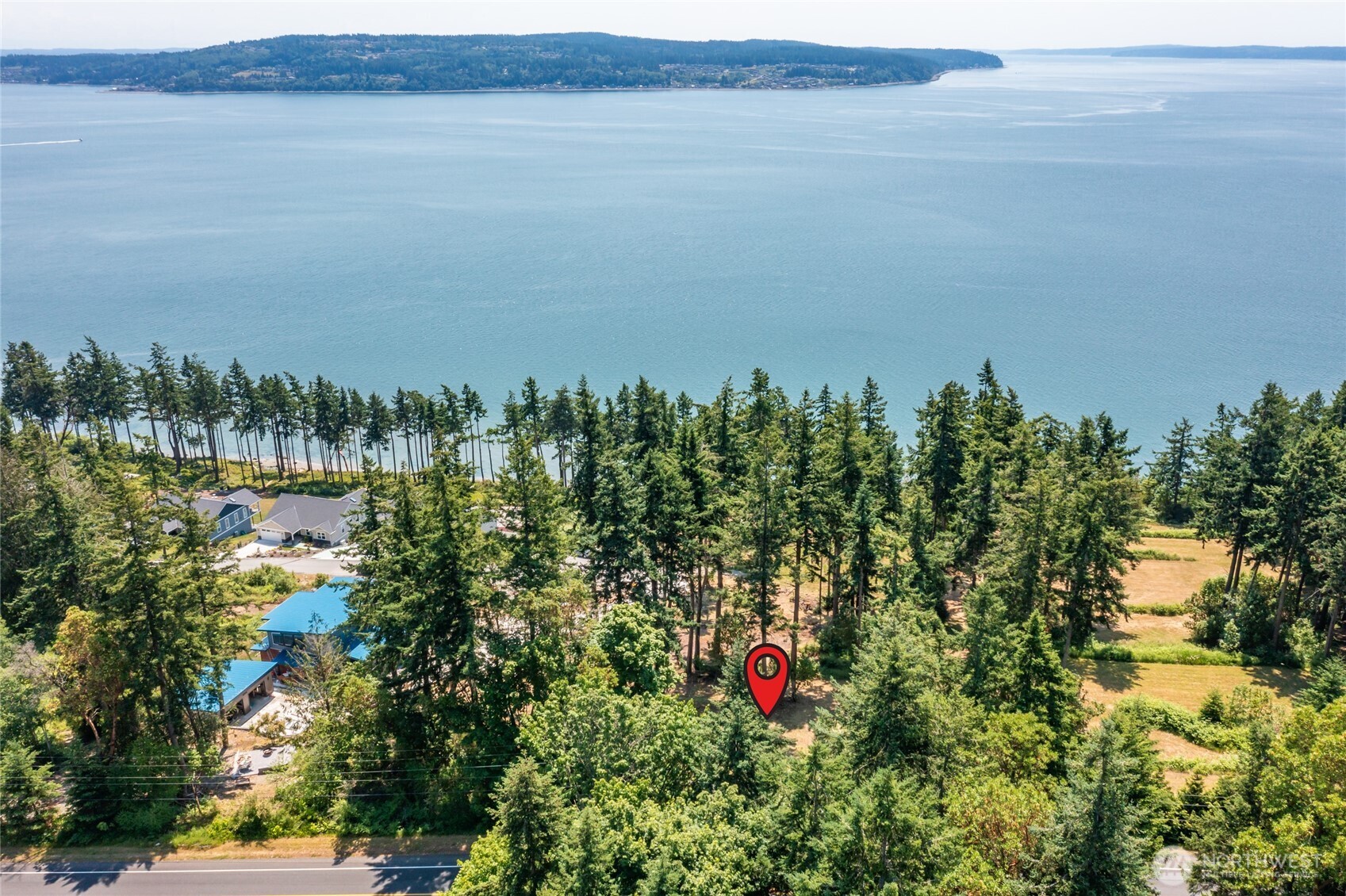 main property photo 19
