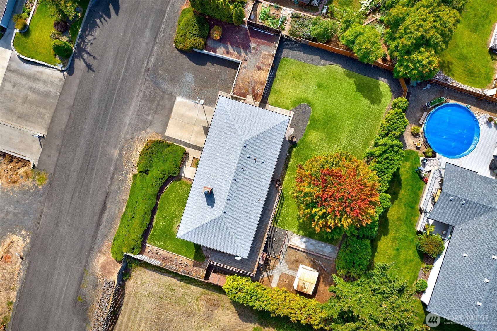 main property photo 21