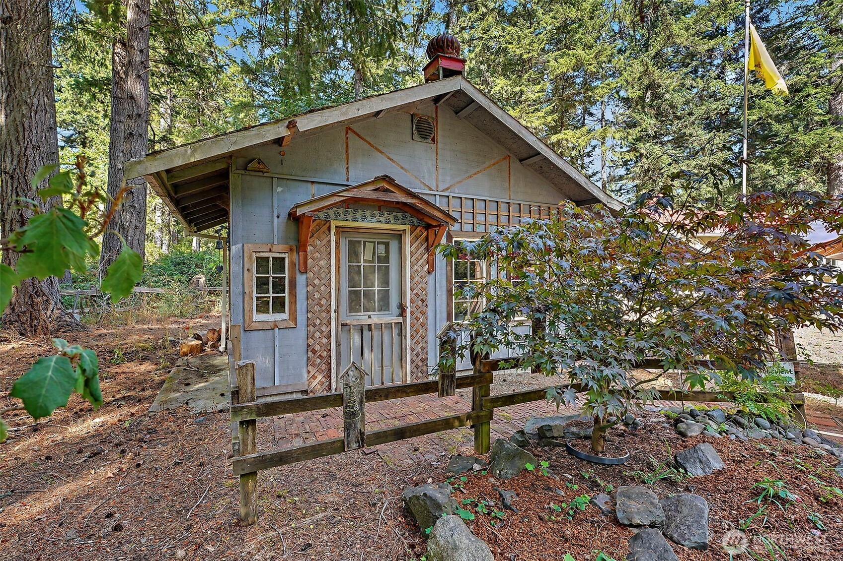 main property photo 16