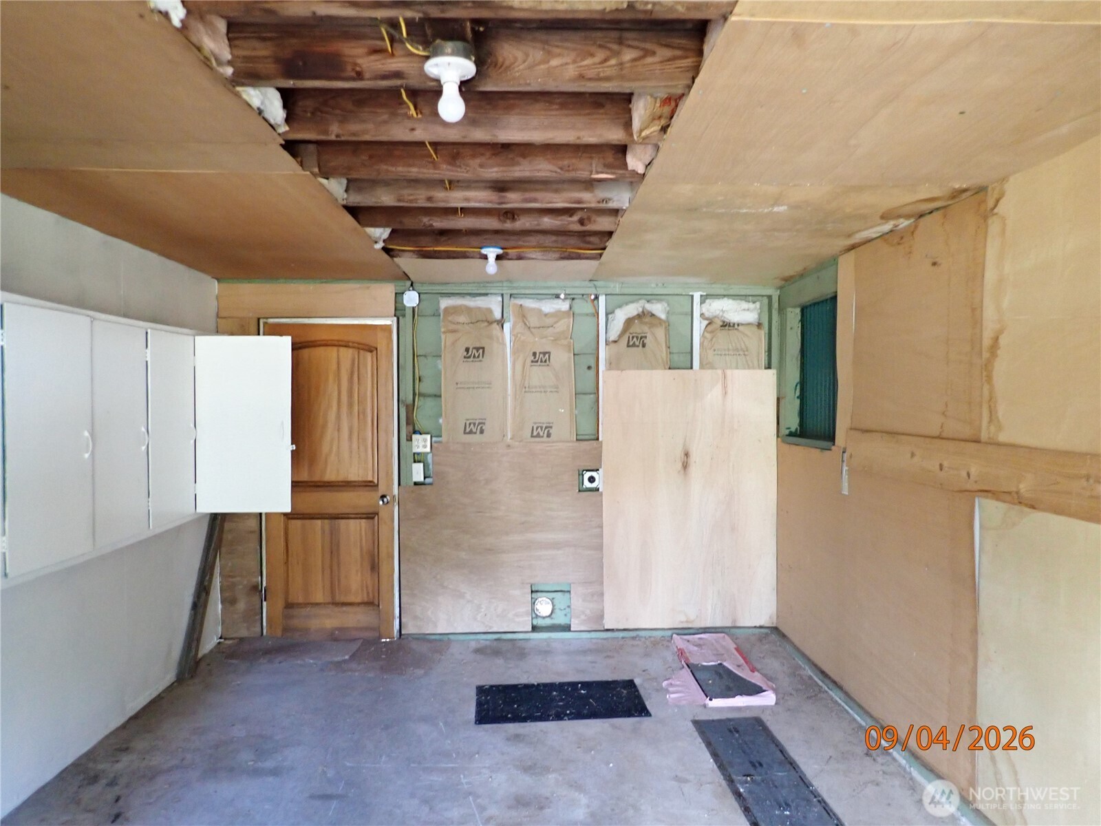 main property photo 20