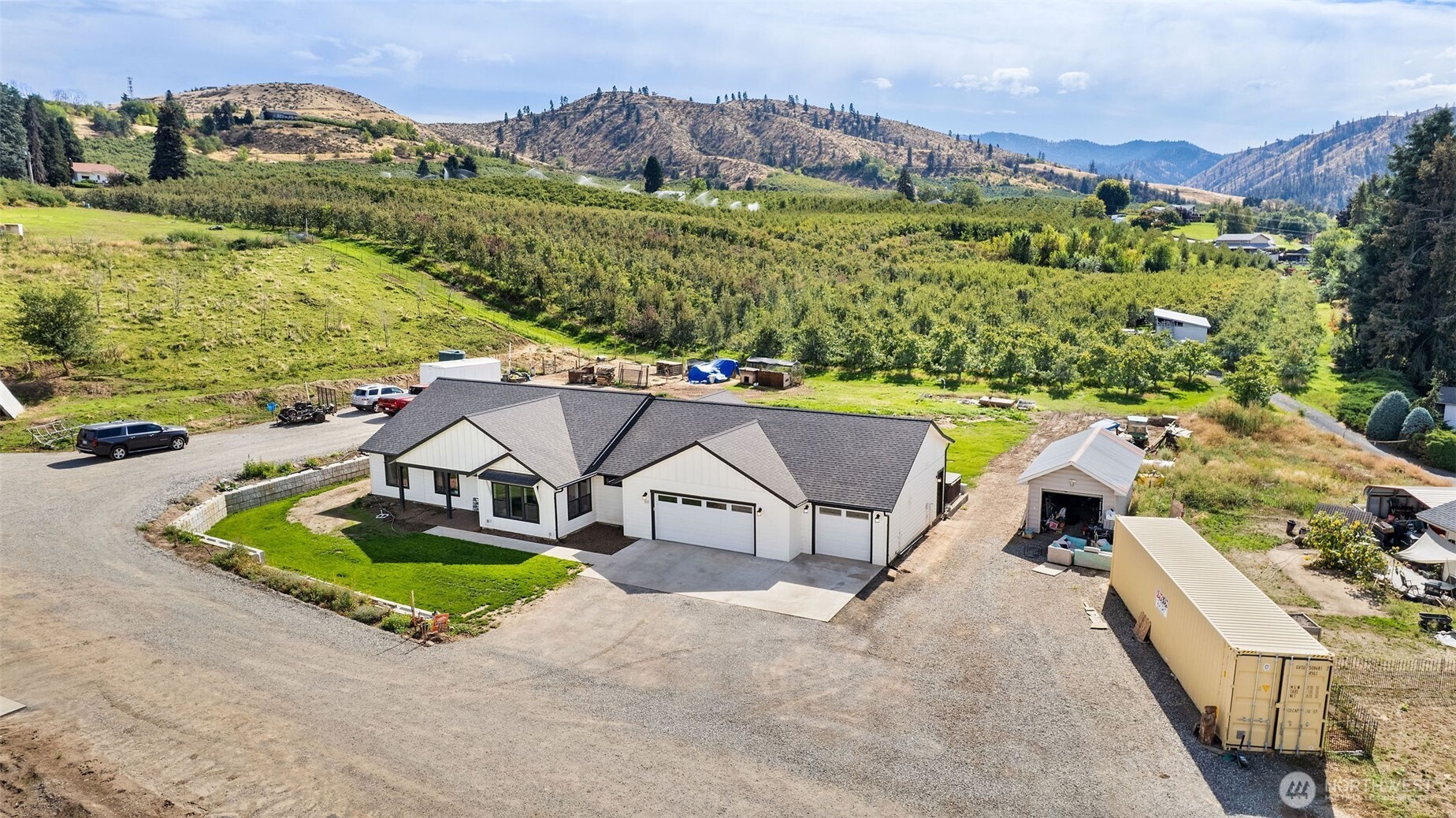 main property photo 0