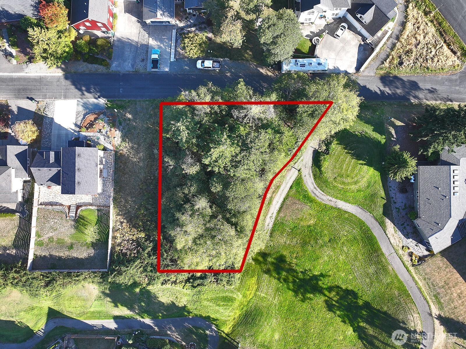 main property photo 0