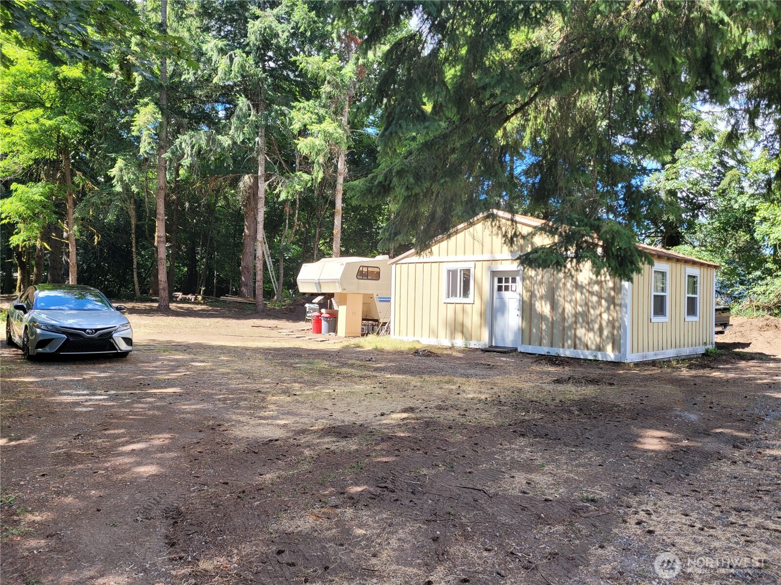 main property photo 0