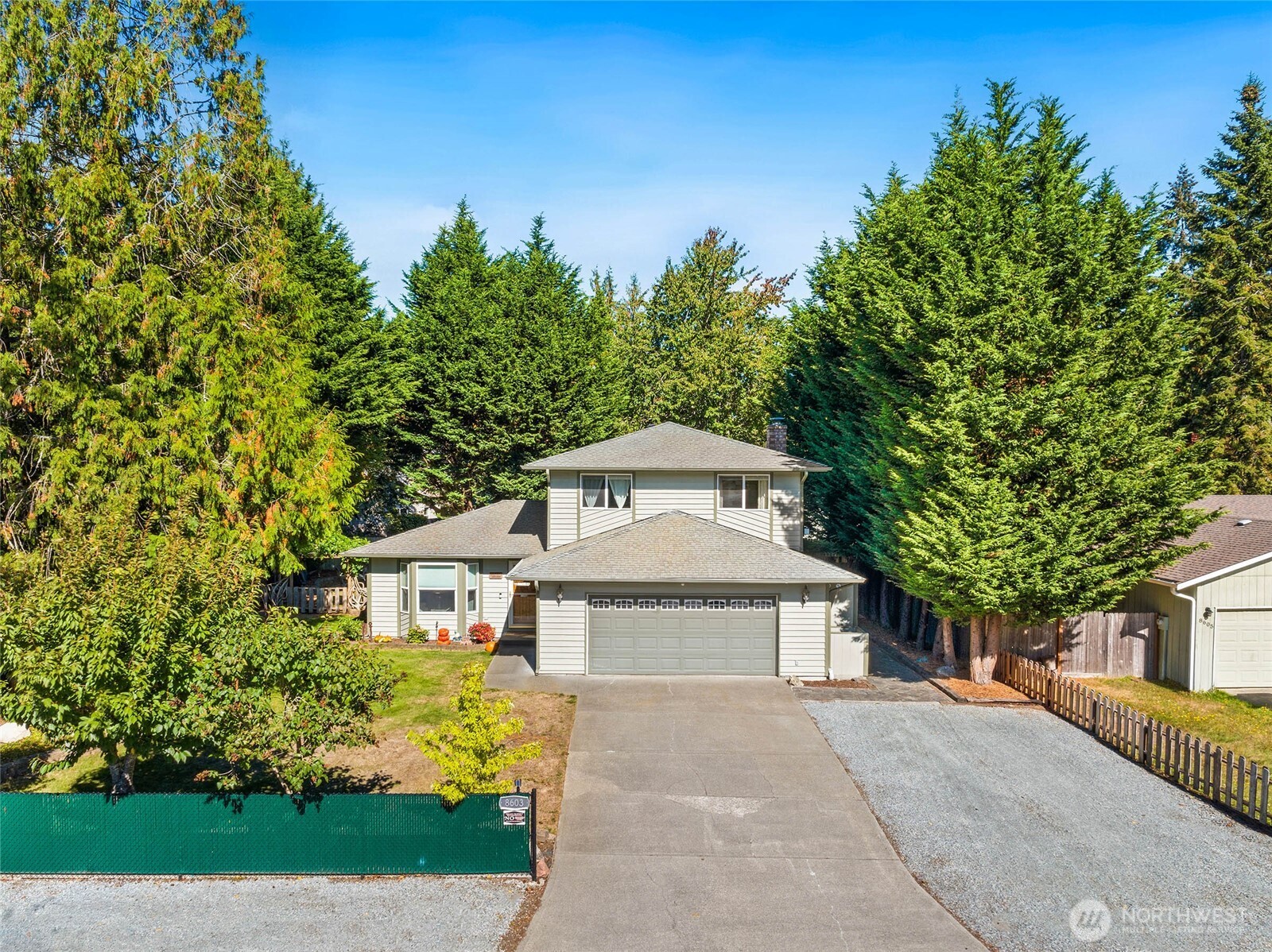 main property photo 0