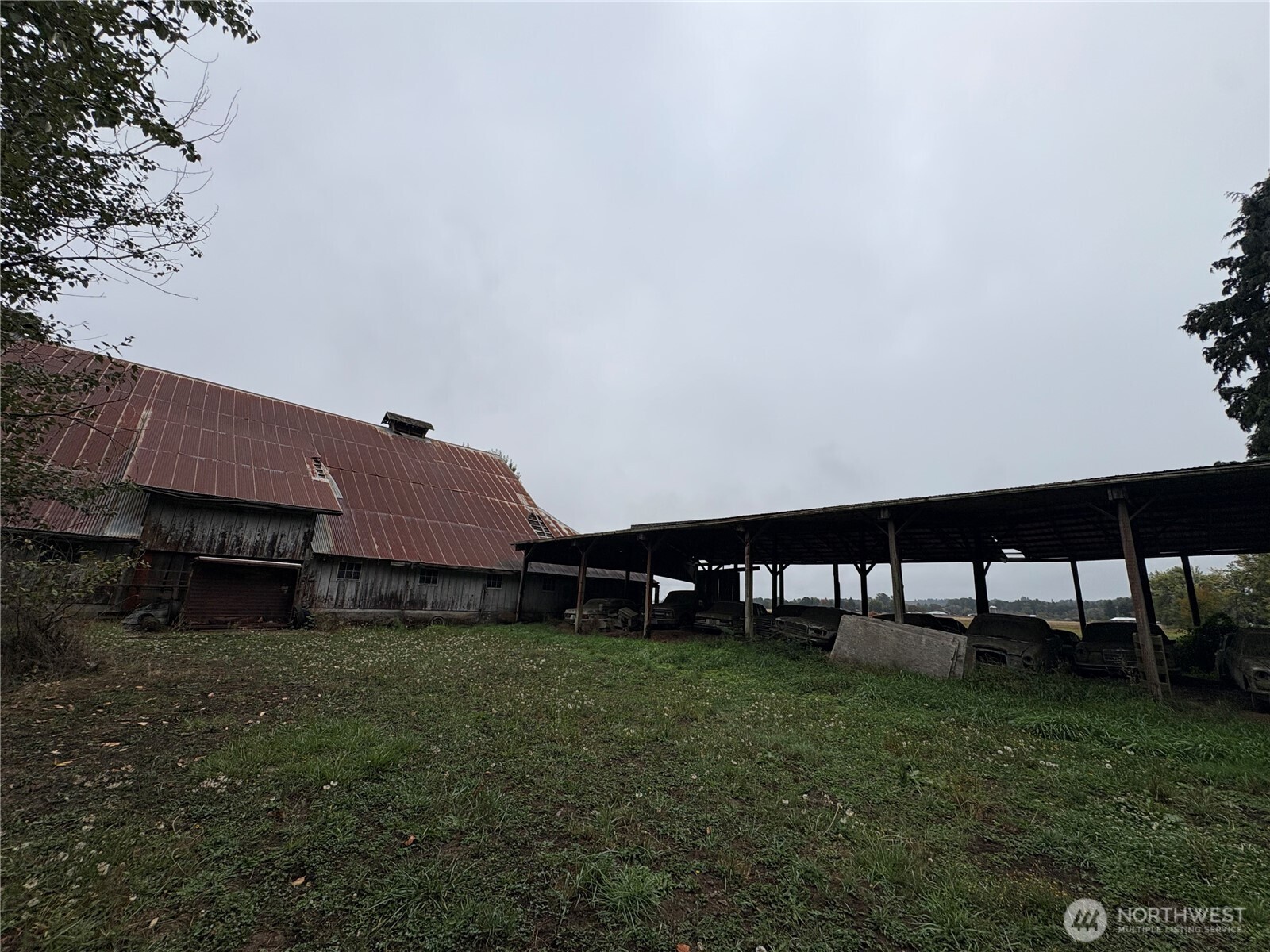 main property photo 14