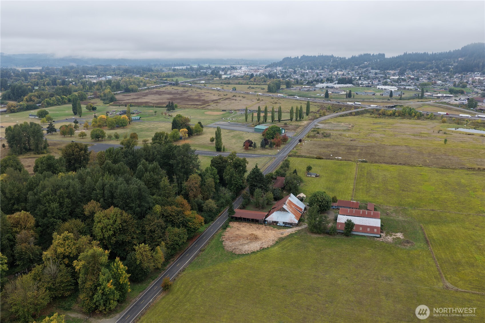 main property photo 23