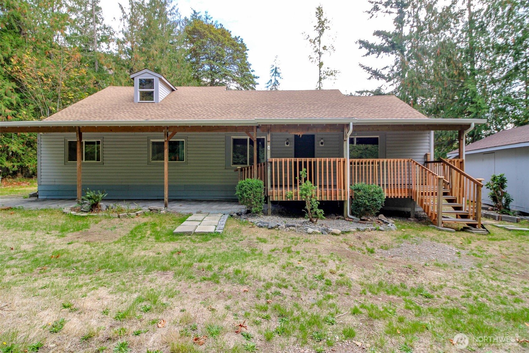 main property photo 0