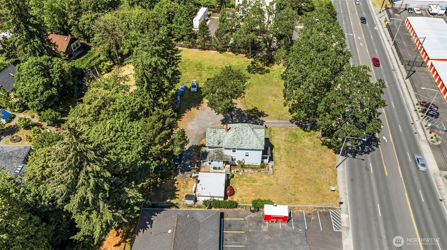 main property photo 0