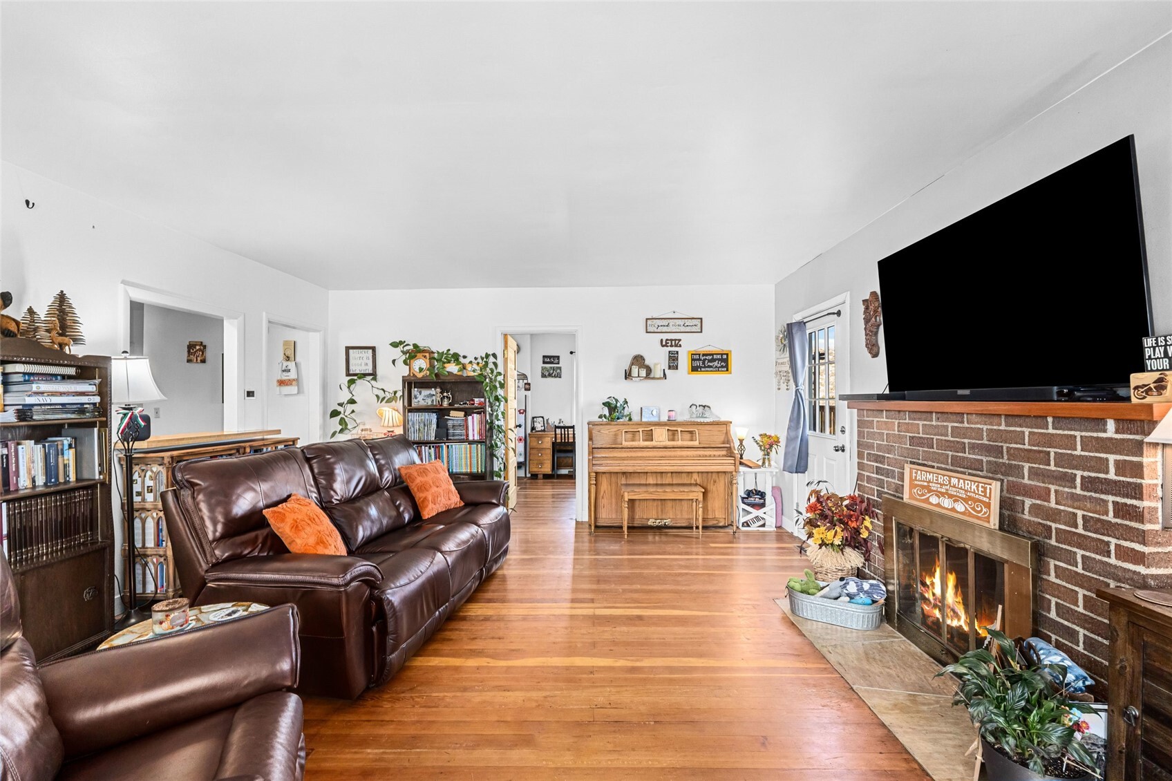 main property photo 5